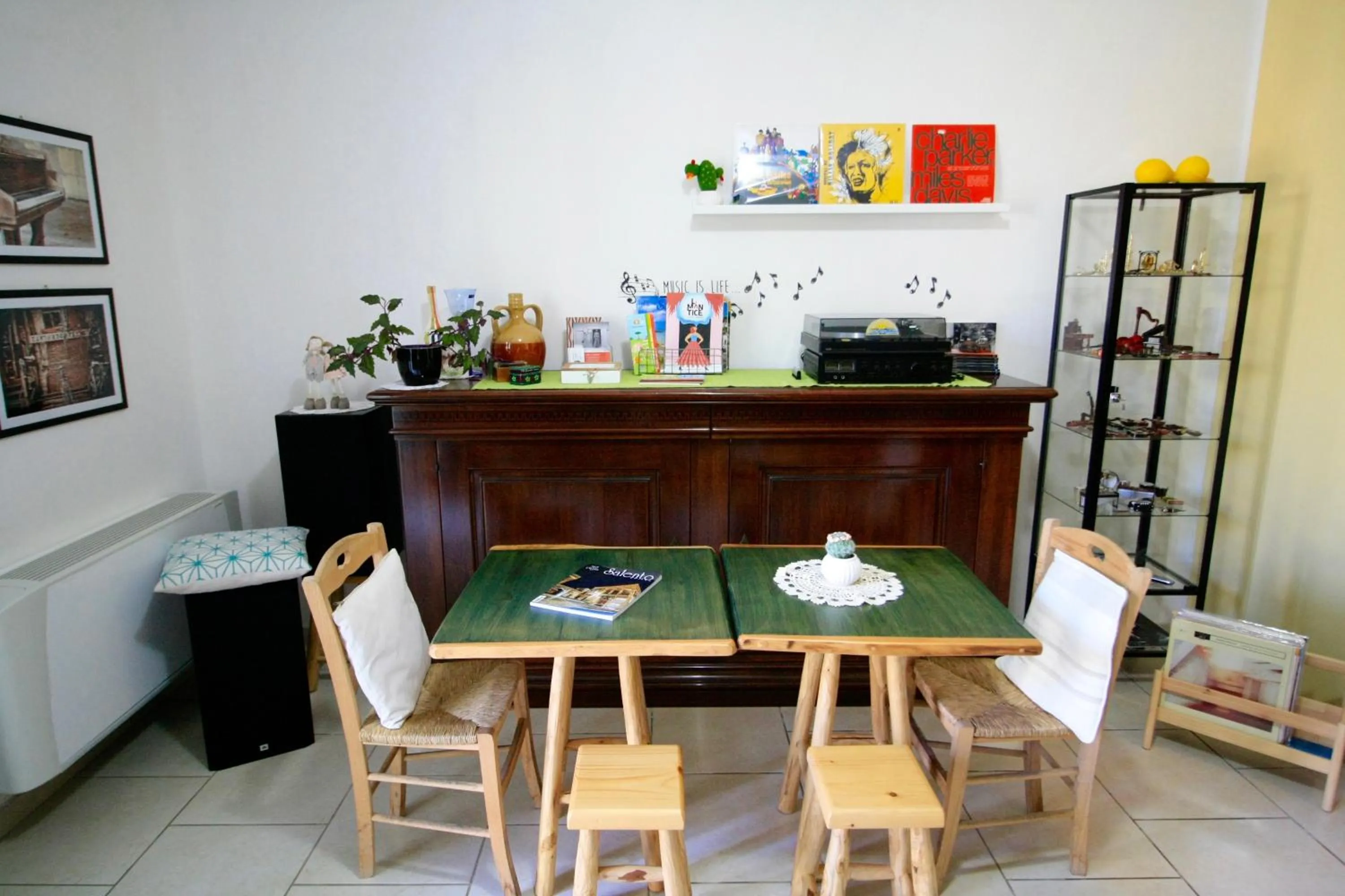 Lounge or bar in Giardino Dei Suoni B&B