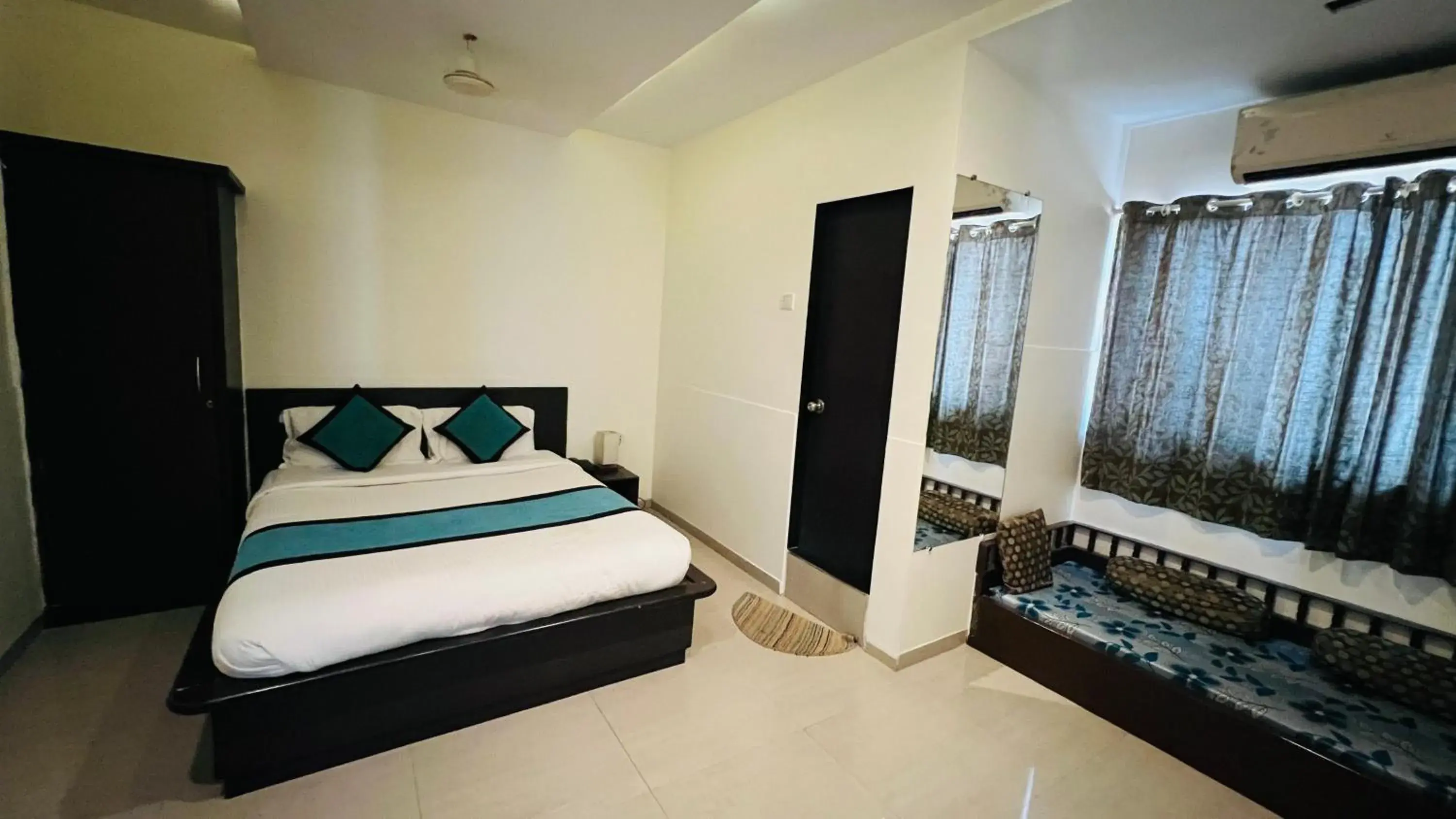 Bedroom, Bed in FARM HOUSE RESIDENCY Bedroom, Bed in FARM HOUSE RESIDENCY