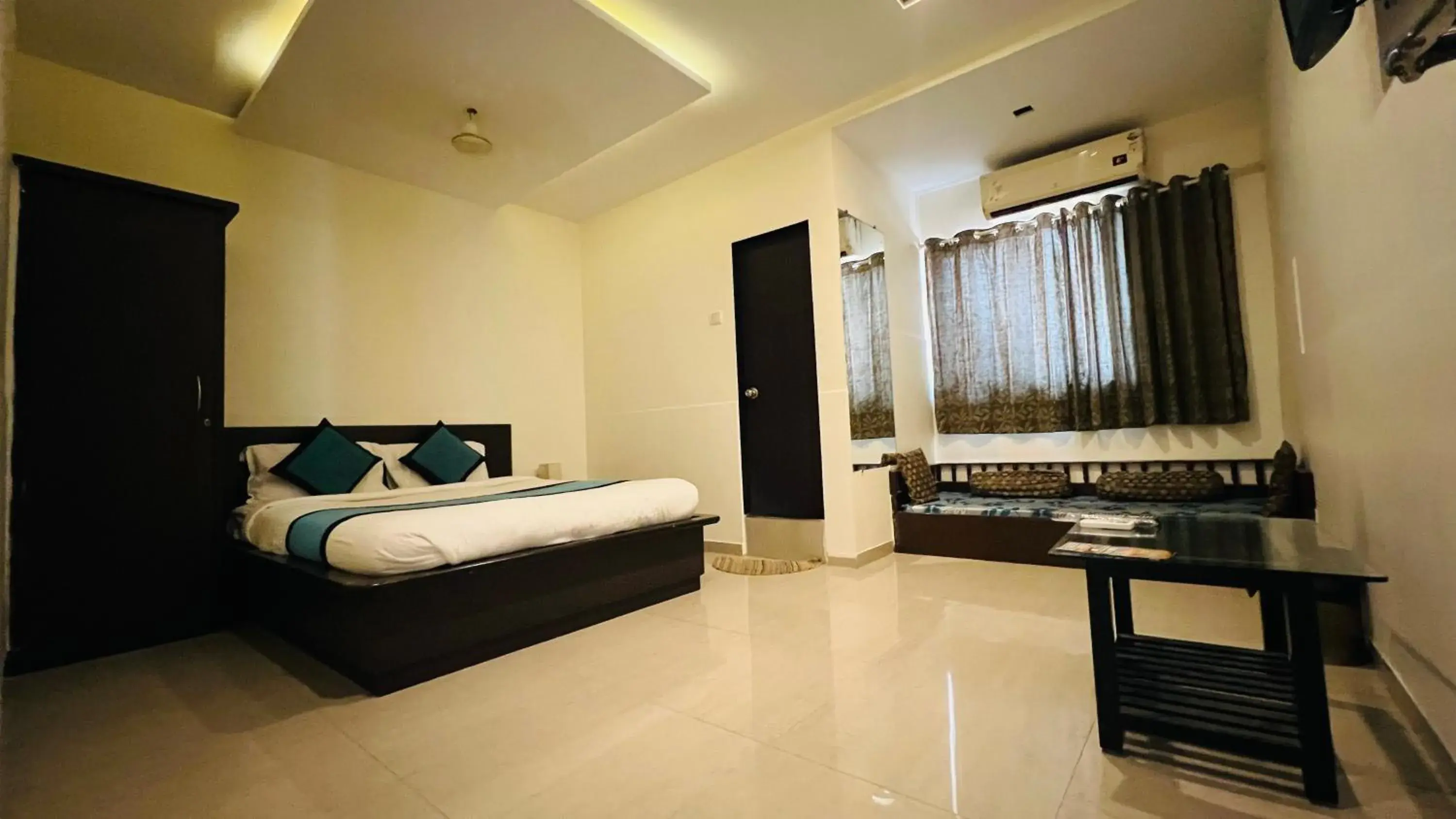 Bedroom, Bed in FARM HOUSE RESIDENCY Bedroom, Bed in FARM HOUSE RESIDENCY