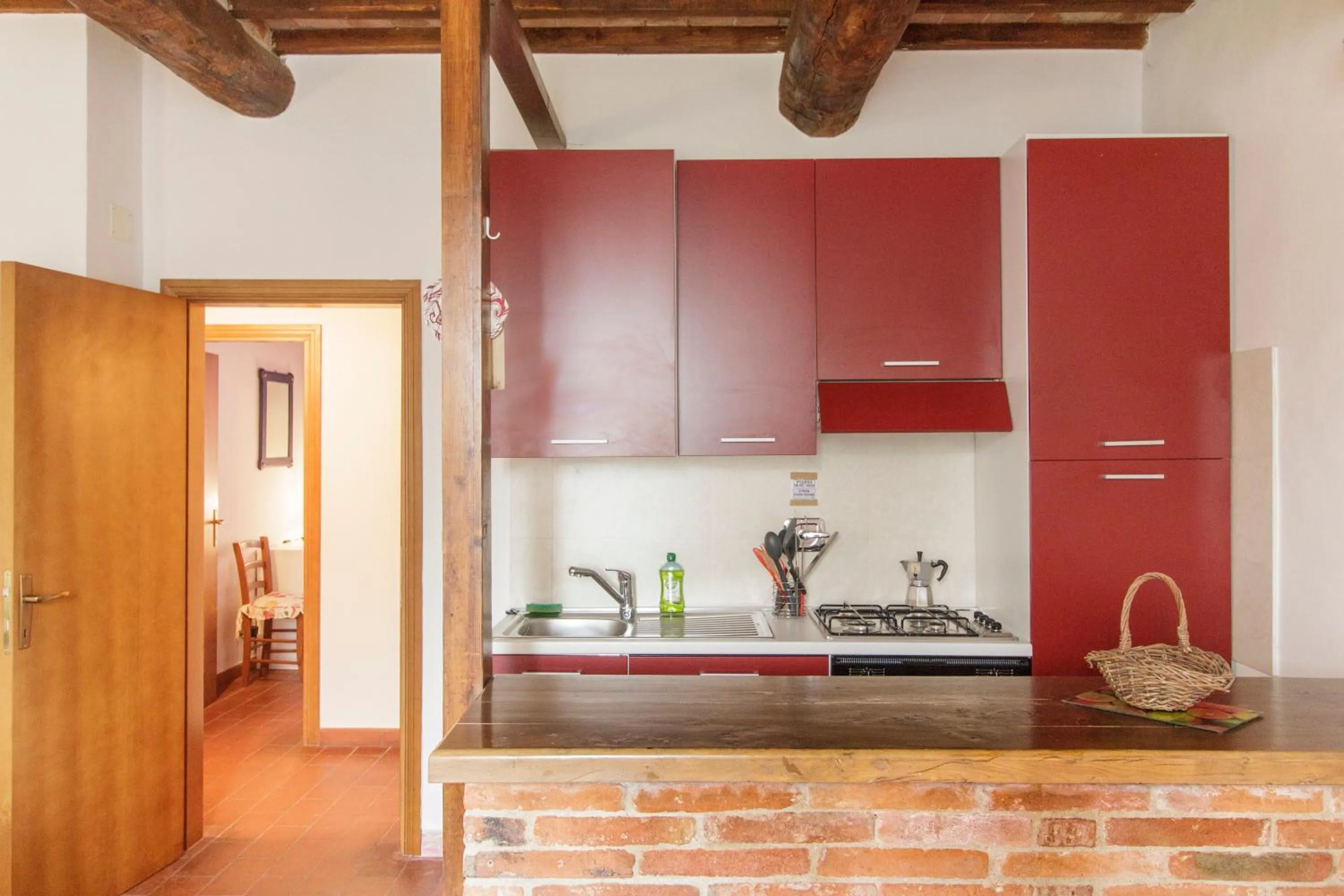 Kitchen or kitchenette in Appartamenti Villa e Fattoria di Radi Tuscany