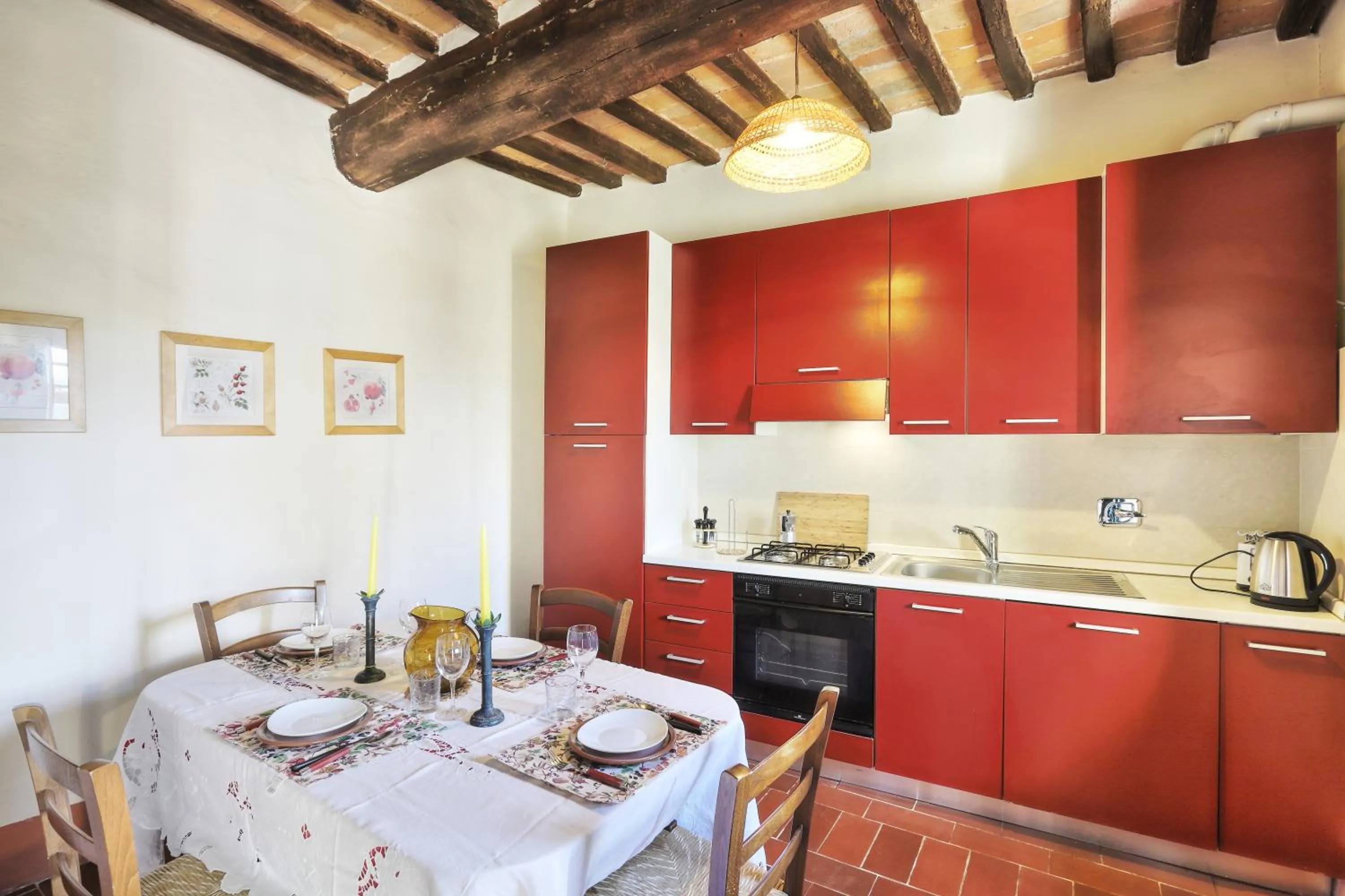 Kitchen or kitchenette in Appartamenti Villa e Fattoria di Radi Tuscany