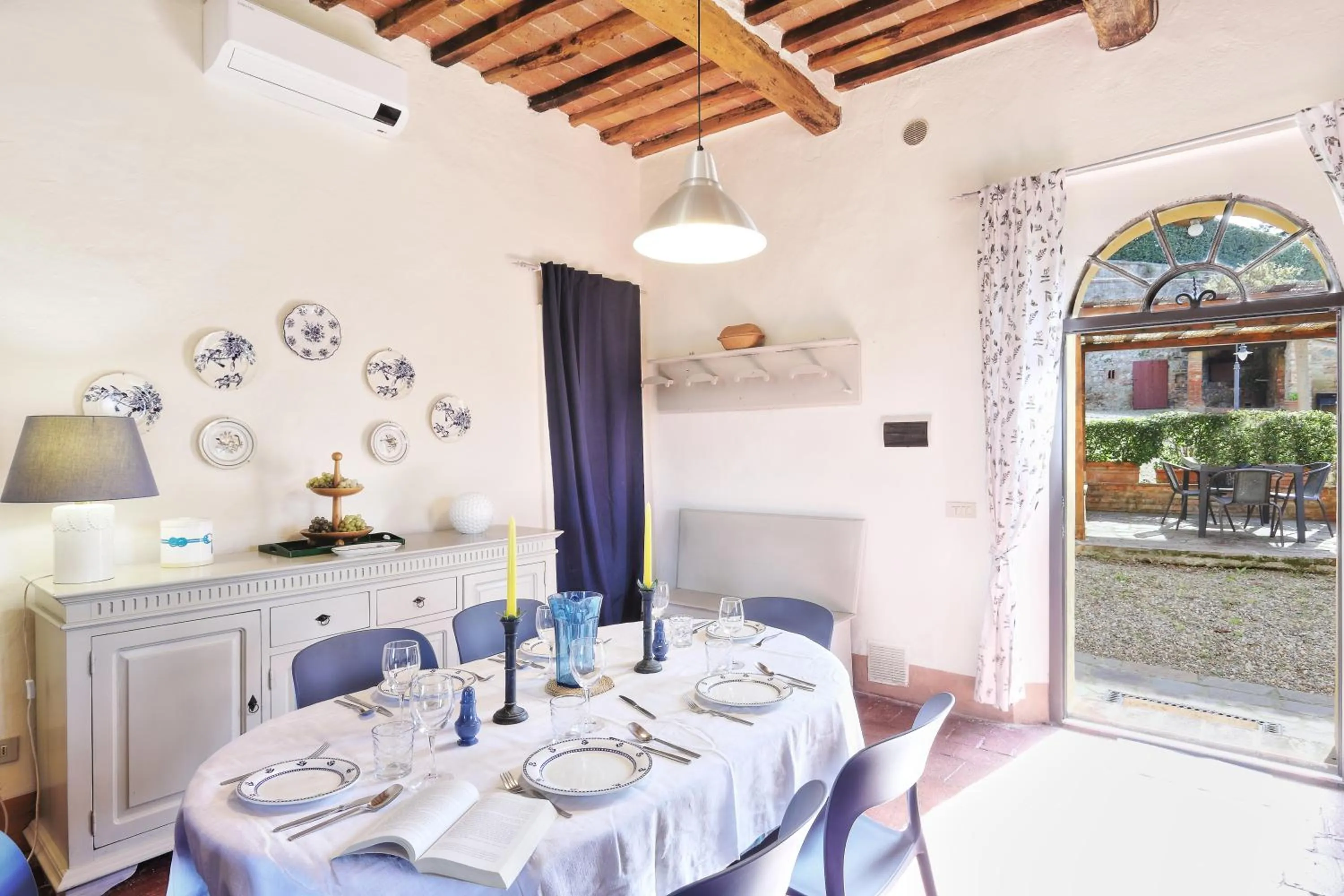 Lunch in Appartamenti Villa e Fattoria di Radi Tuscany