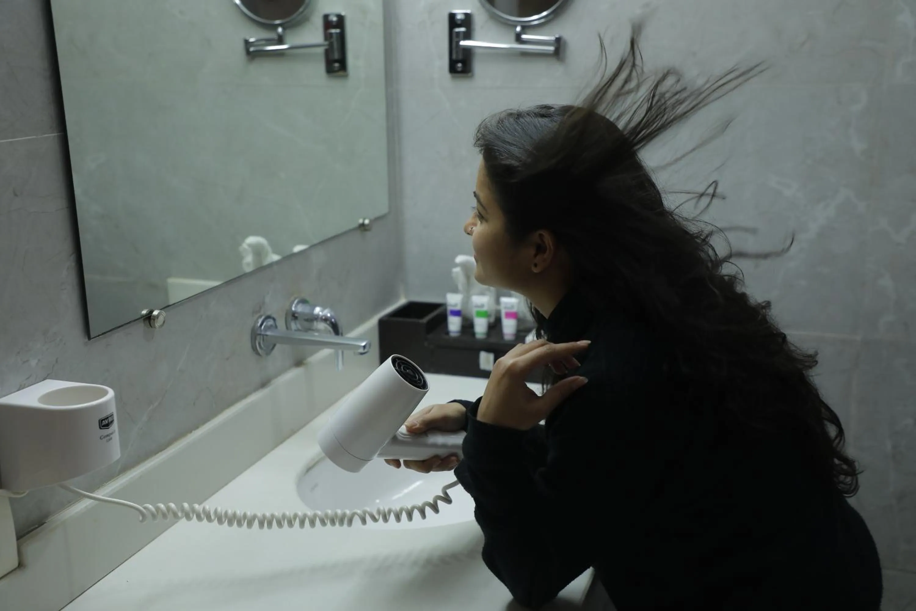 Bathroom in Hotel JSR Continental