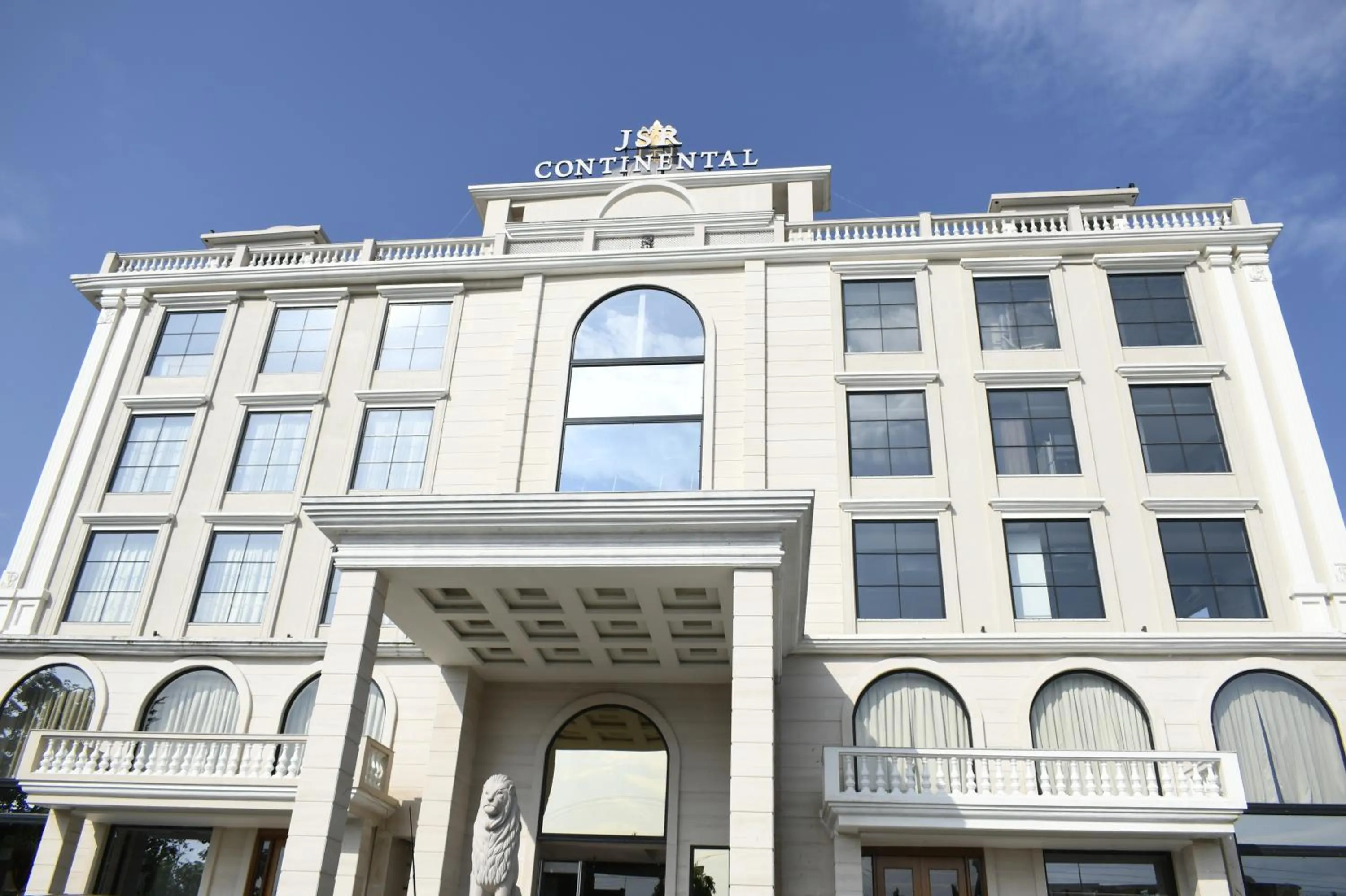 Property building in Hotel JSR Continental