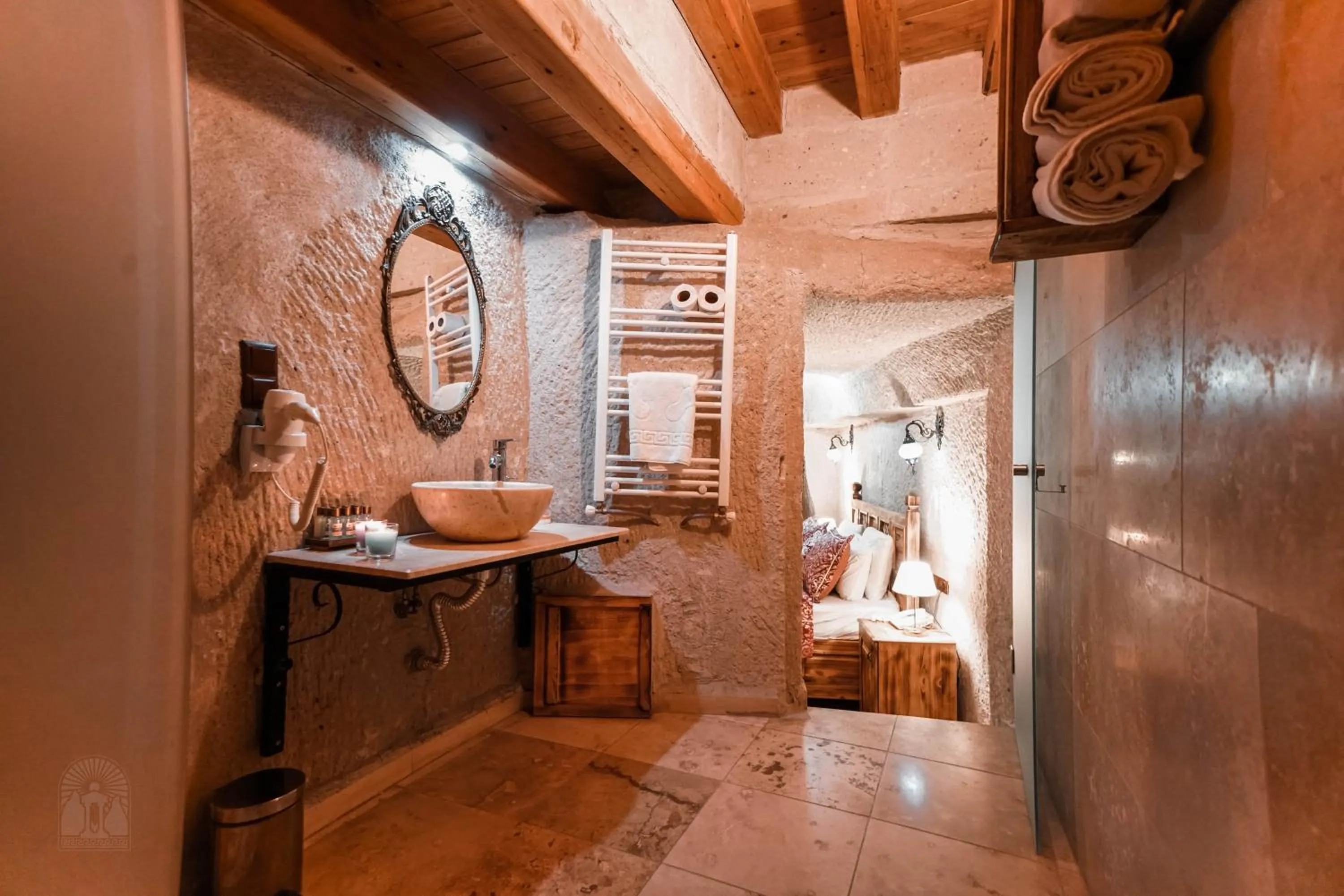 Bathroom in Zeus Cave Suites