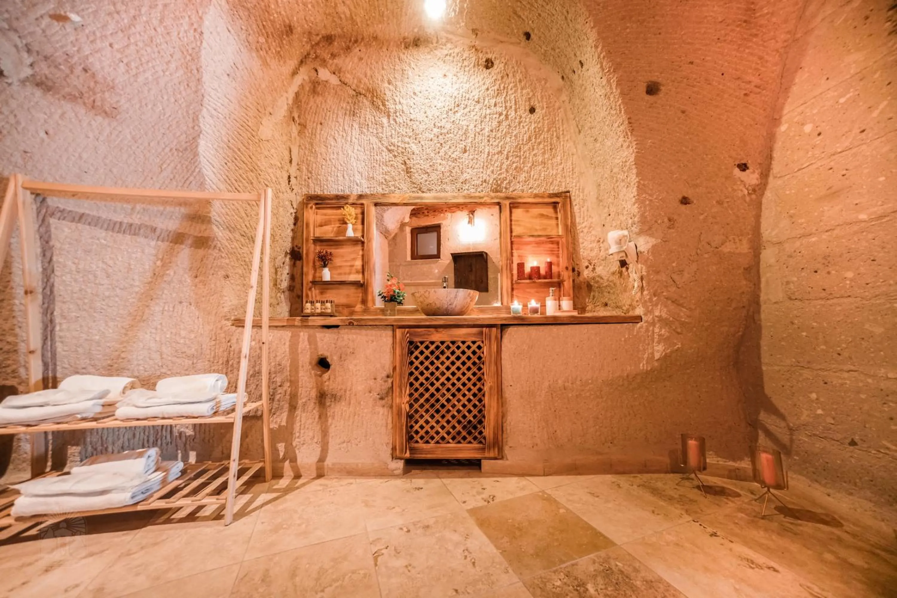 Bathroom in Zeus Cave Suites