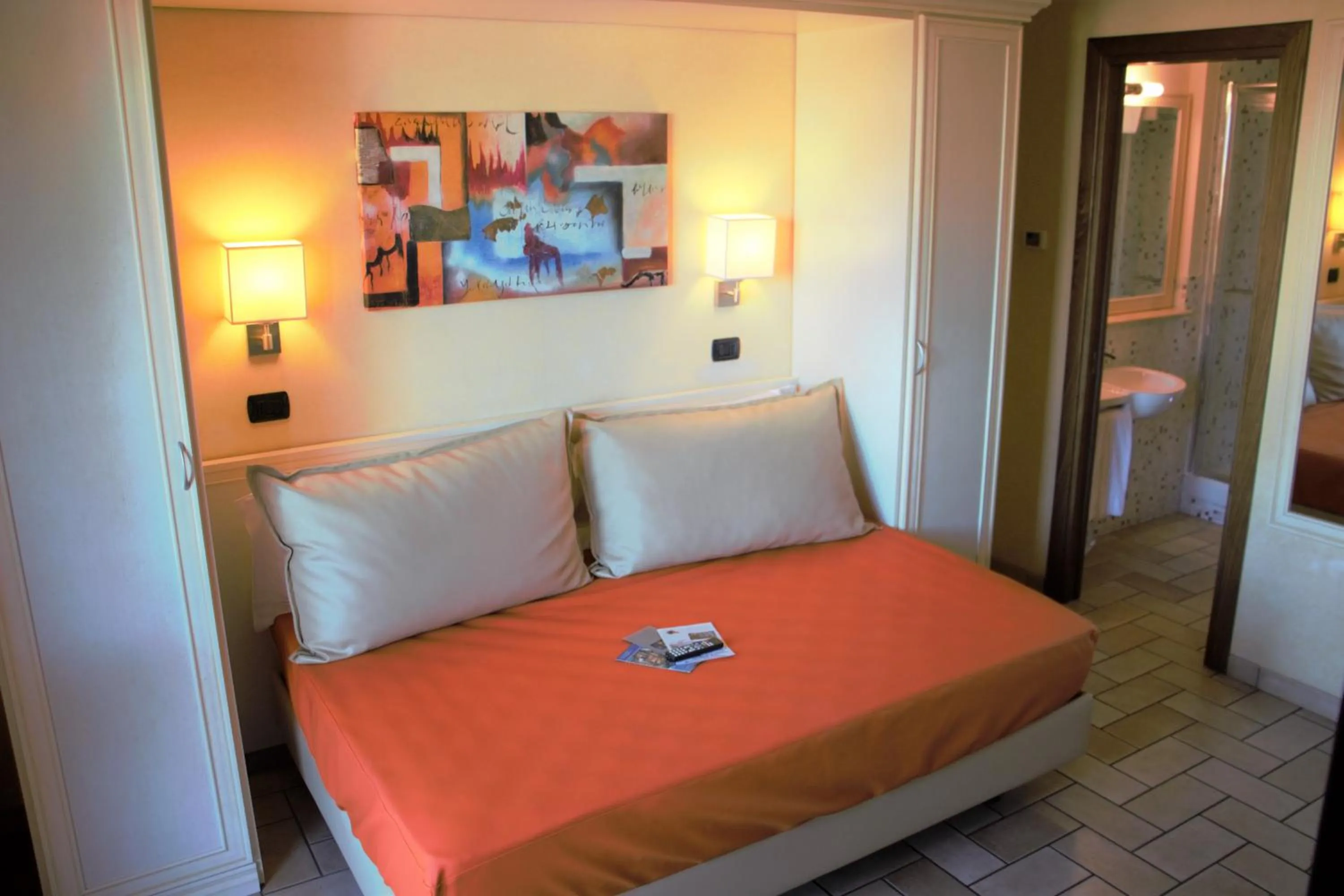 Bathroom, Bed in Borgo Castel Savelli