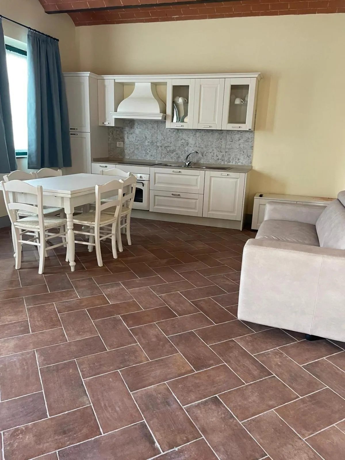 Kitchen or kitchenette in Agriturismo Musignano