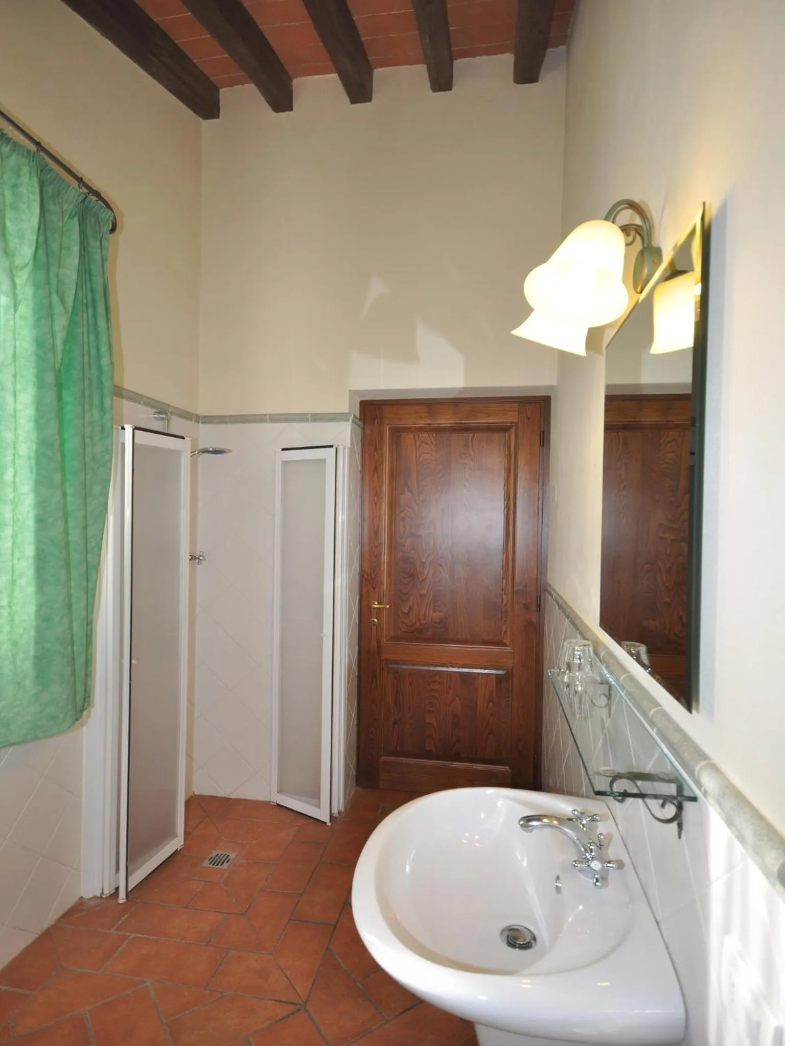 Shower in Agriturismo Musignano