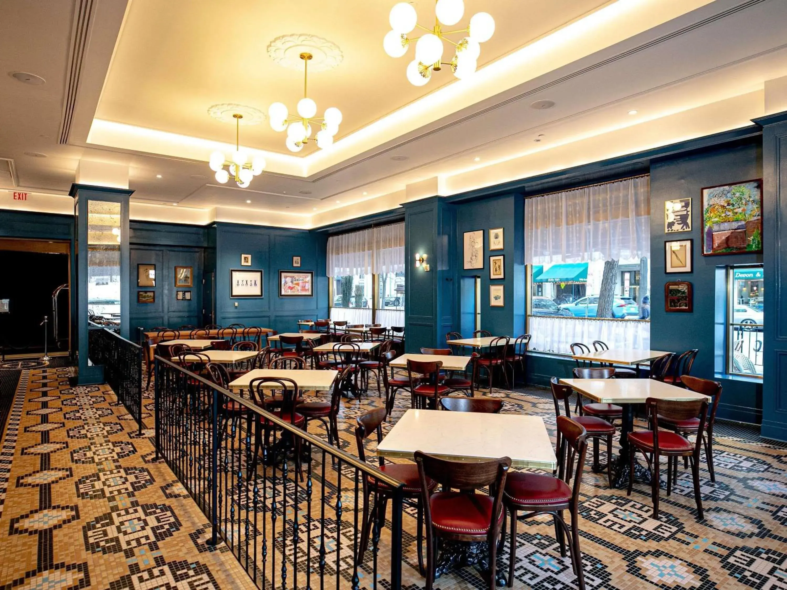 Lounge or bar in Sofitel Lafayette Square Washington DC Lounge or bar in Sofitel Lafayette Square Washington DC