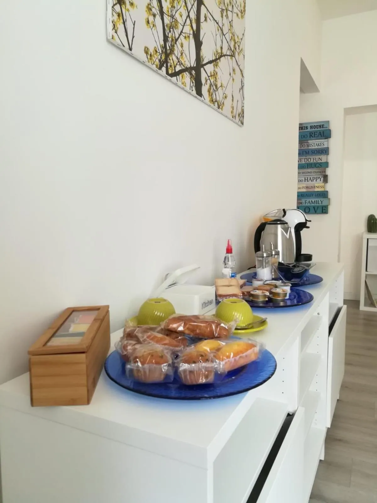 Coffee/tea facilities in INTERZASTRADA B&B