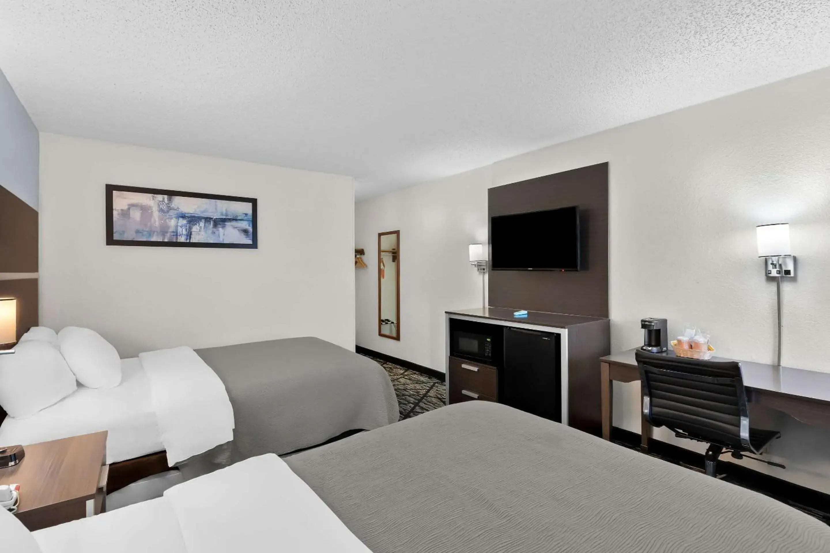 Bedroom, Bed in Quality Inn Northlake Bedroom, Bed in Quality Inn Northlake