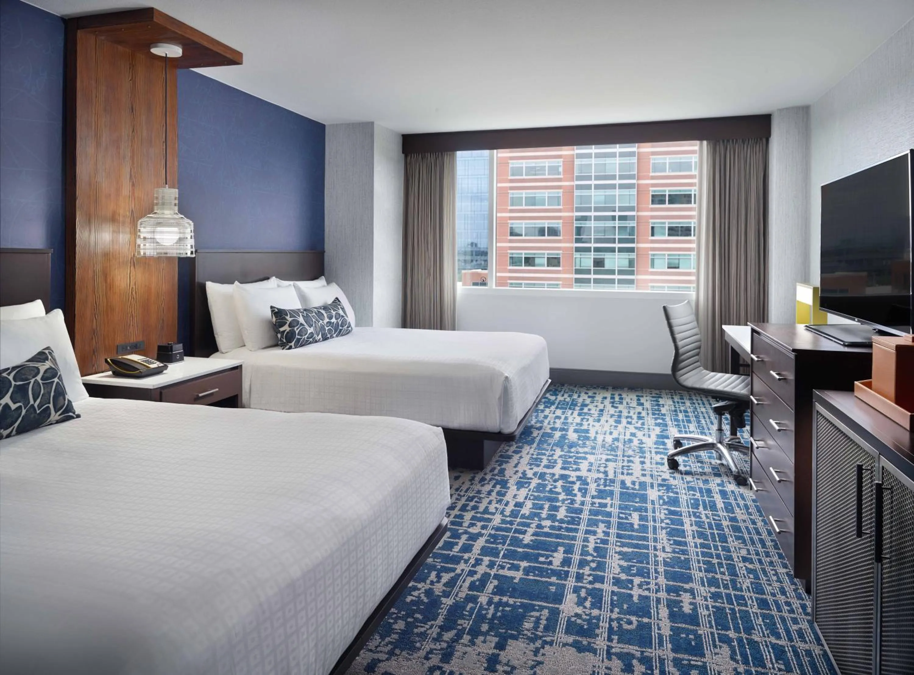 Photo of the whole room, Bed in Georgia Tech Hotel and Conference Center