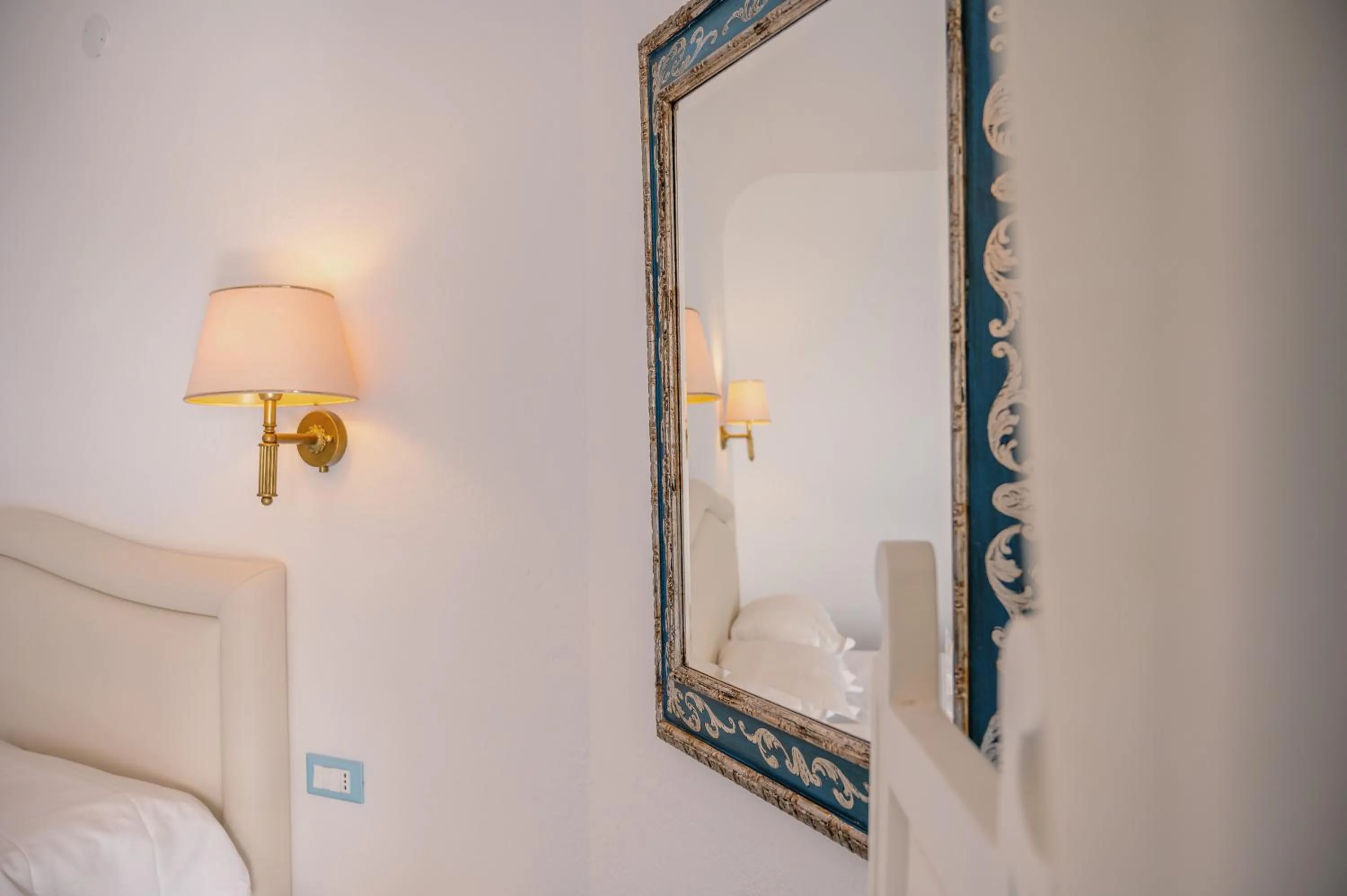 Bed in Grand Hotel Le Rocce