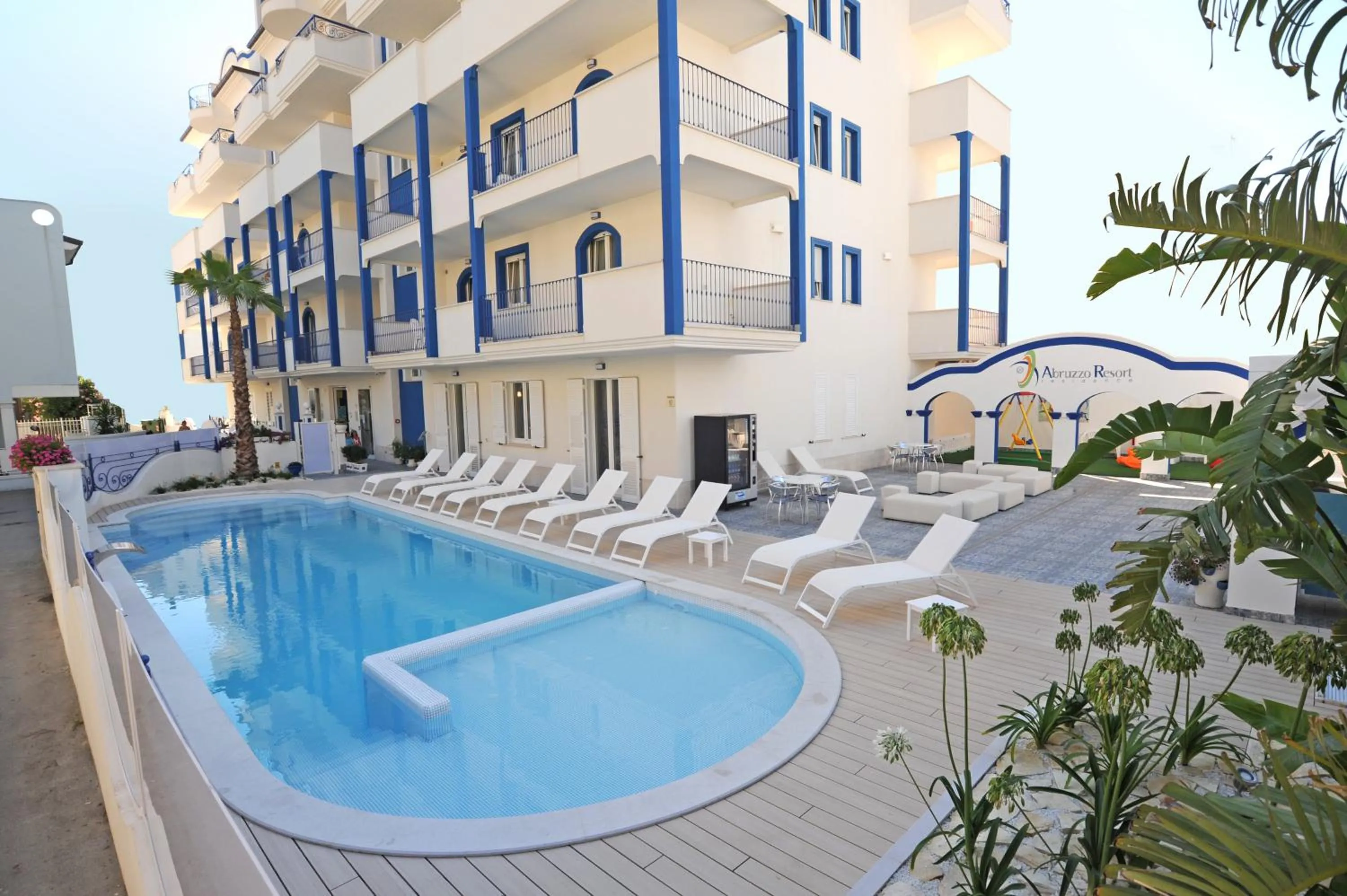 Swimming pool in Residence Abruzzo Resort