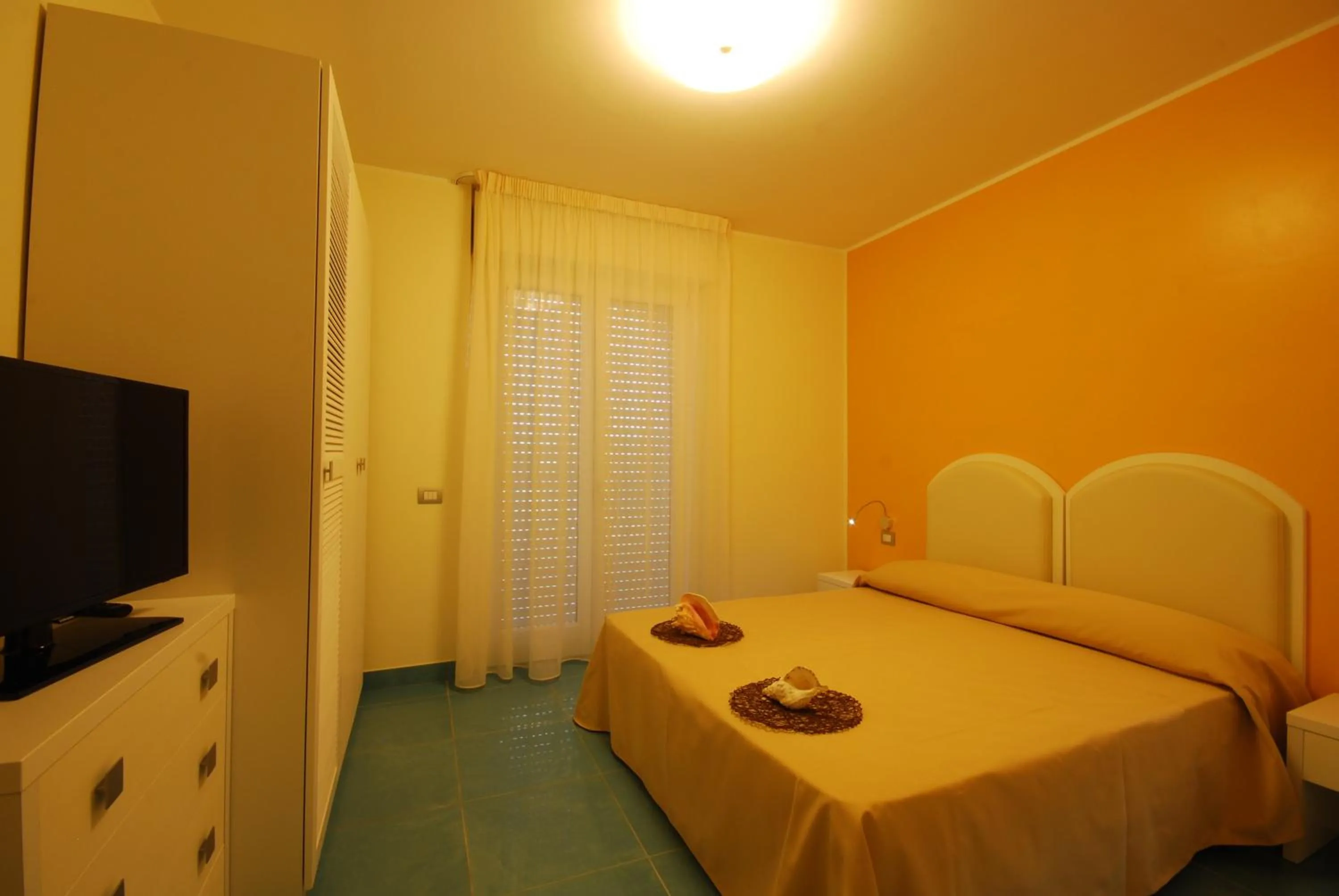 Photo of the whole room, Bed in Residence Abruzzo Resort