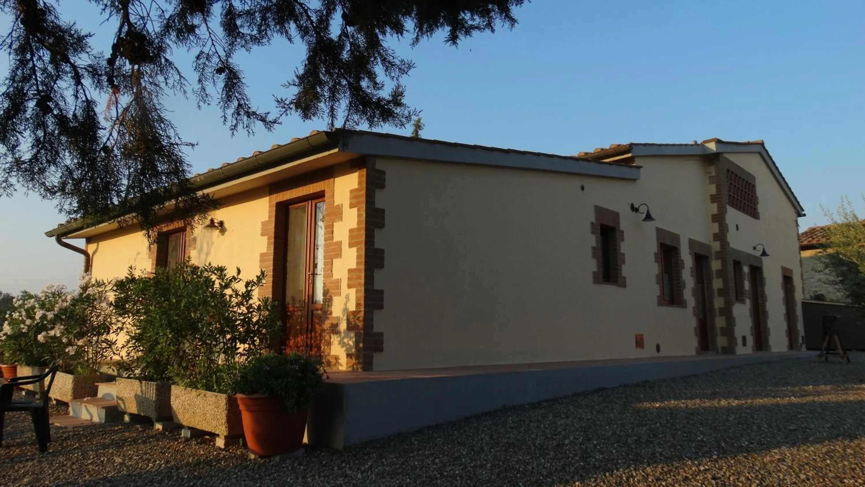 Property building in Agriturismo Montegonfoli