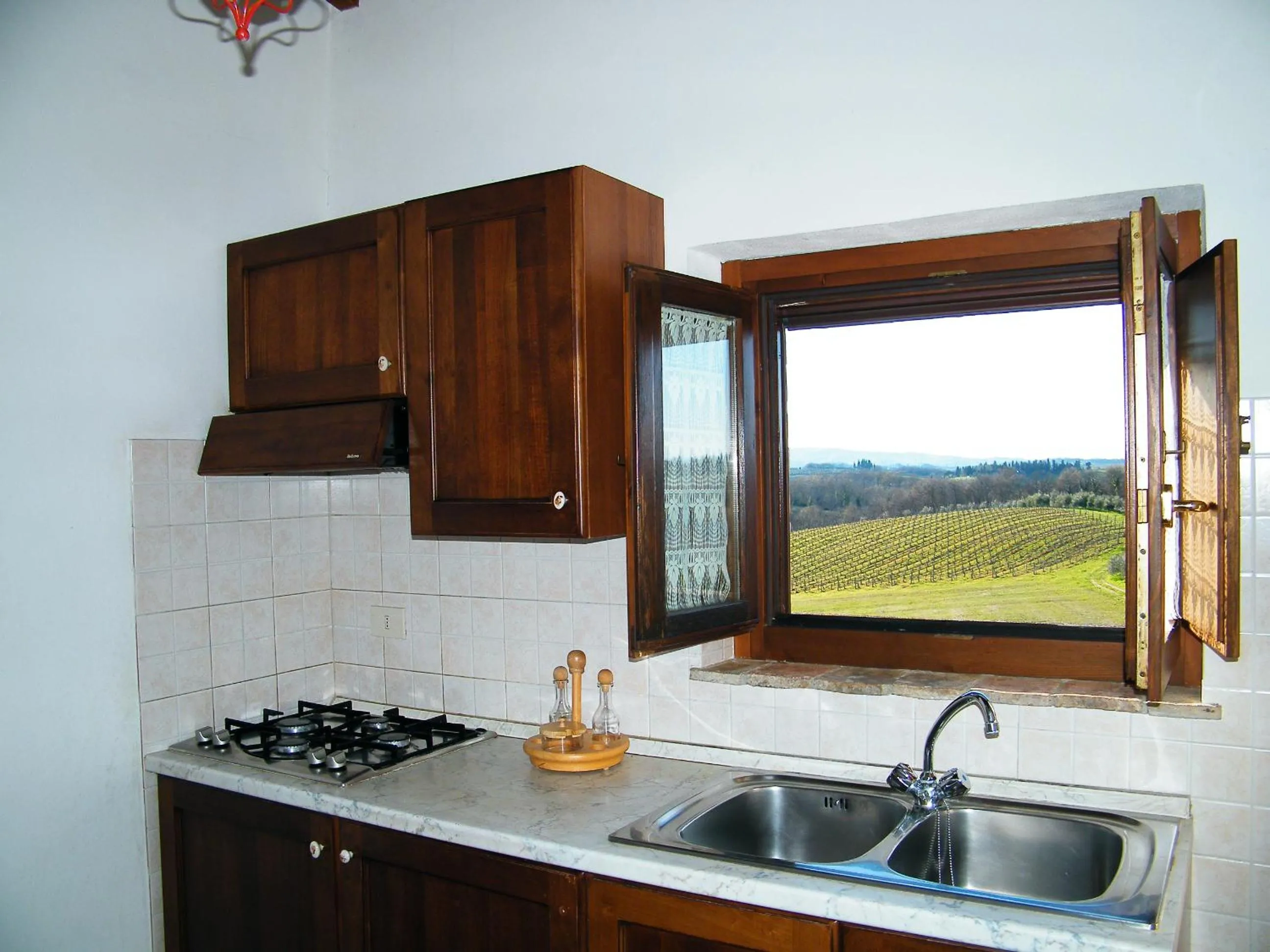 Kitchen or kitchenette in Agriturismo Montegonfoli