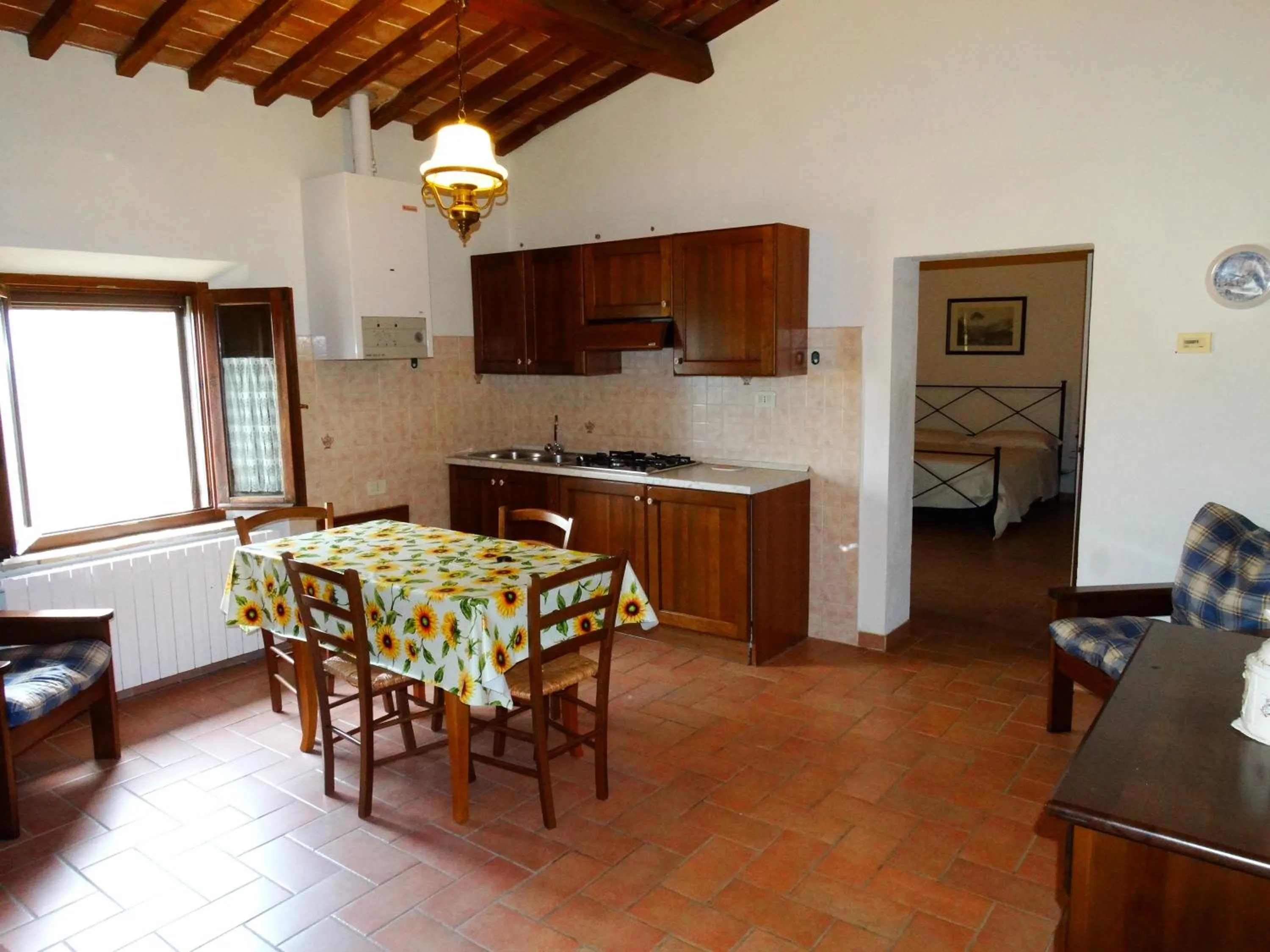 Kitchen or kitchenette in Agriturismo Montegonfoli
