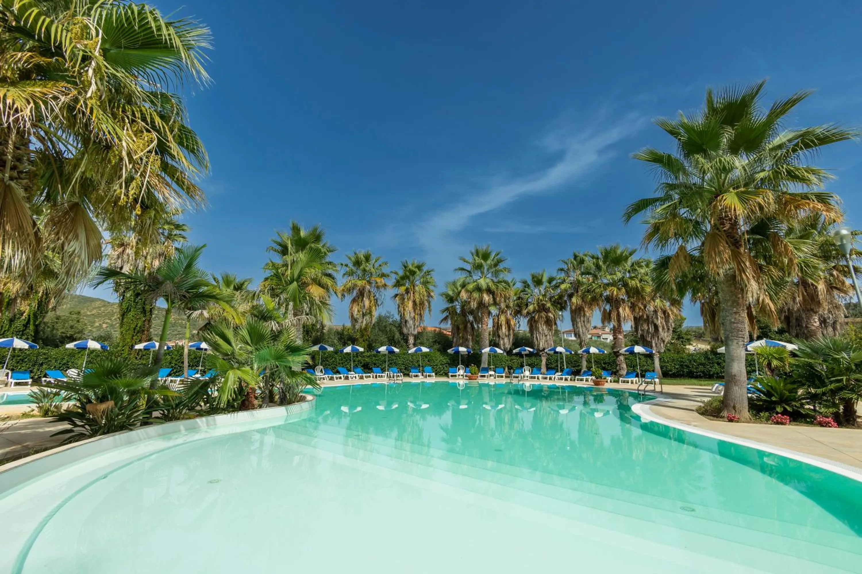 Swimming pool in Prince Franklyn Hotel