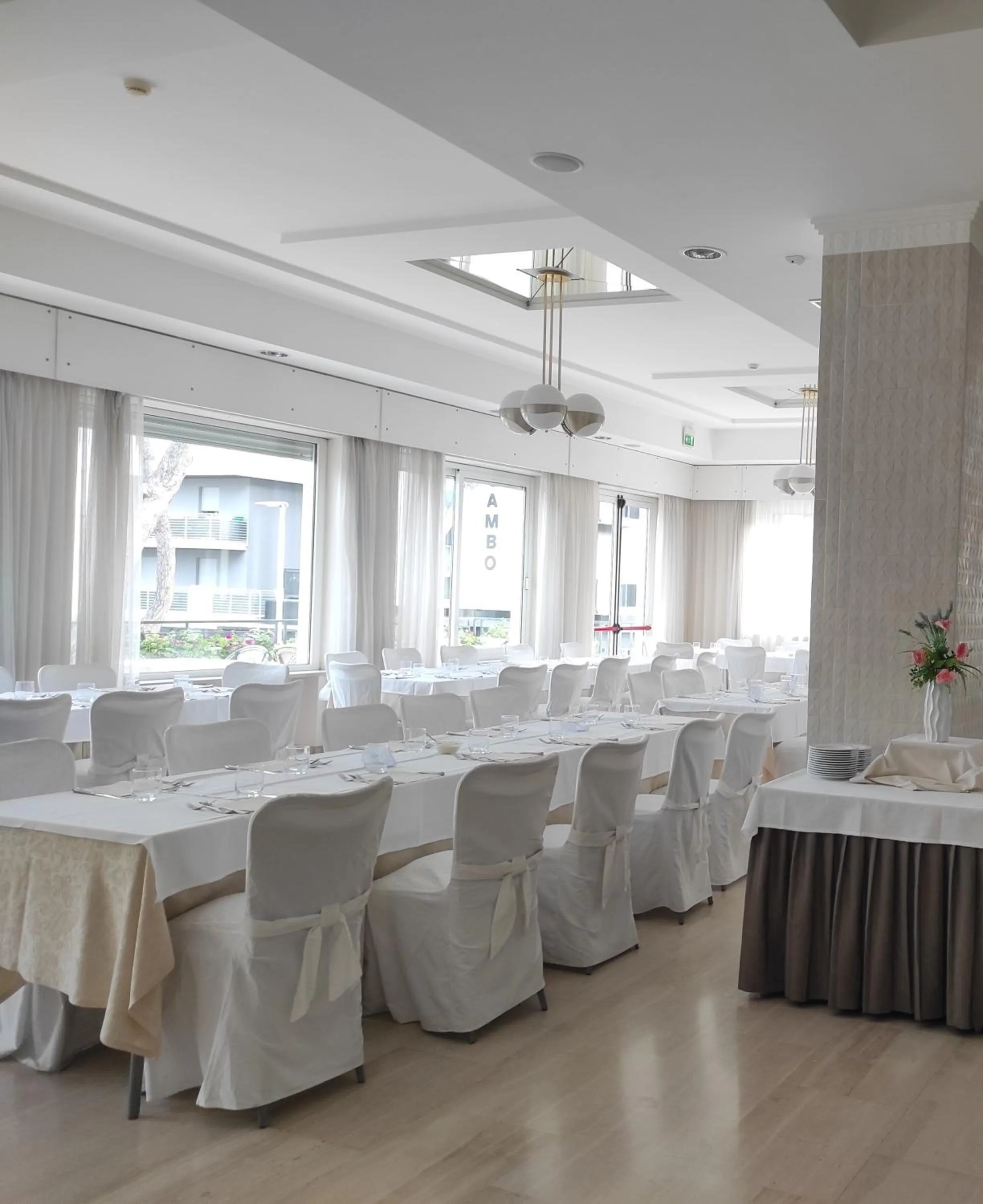 Restaurant/places to eat in Hotel Parco