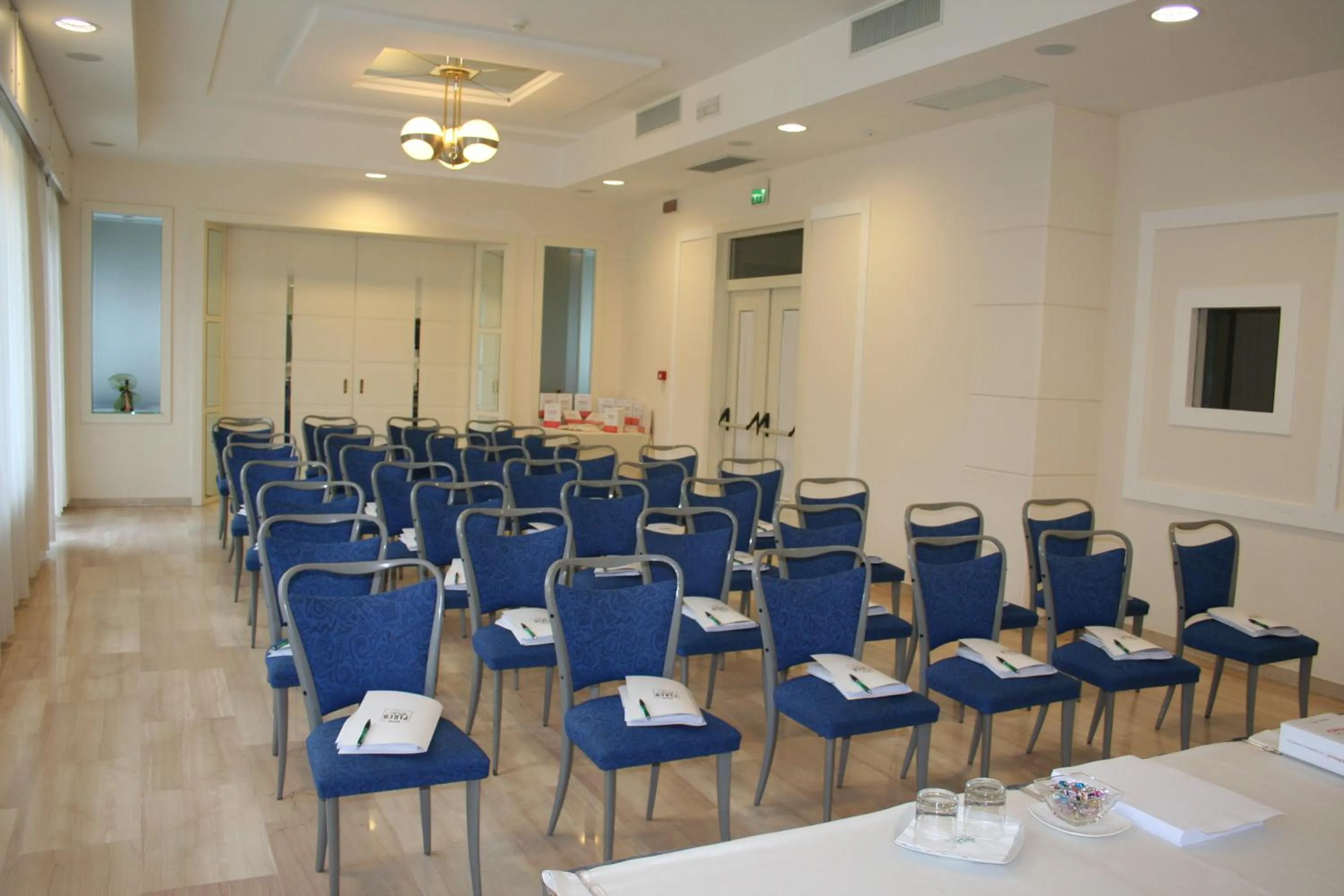 Business facilities in Hotel Parco