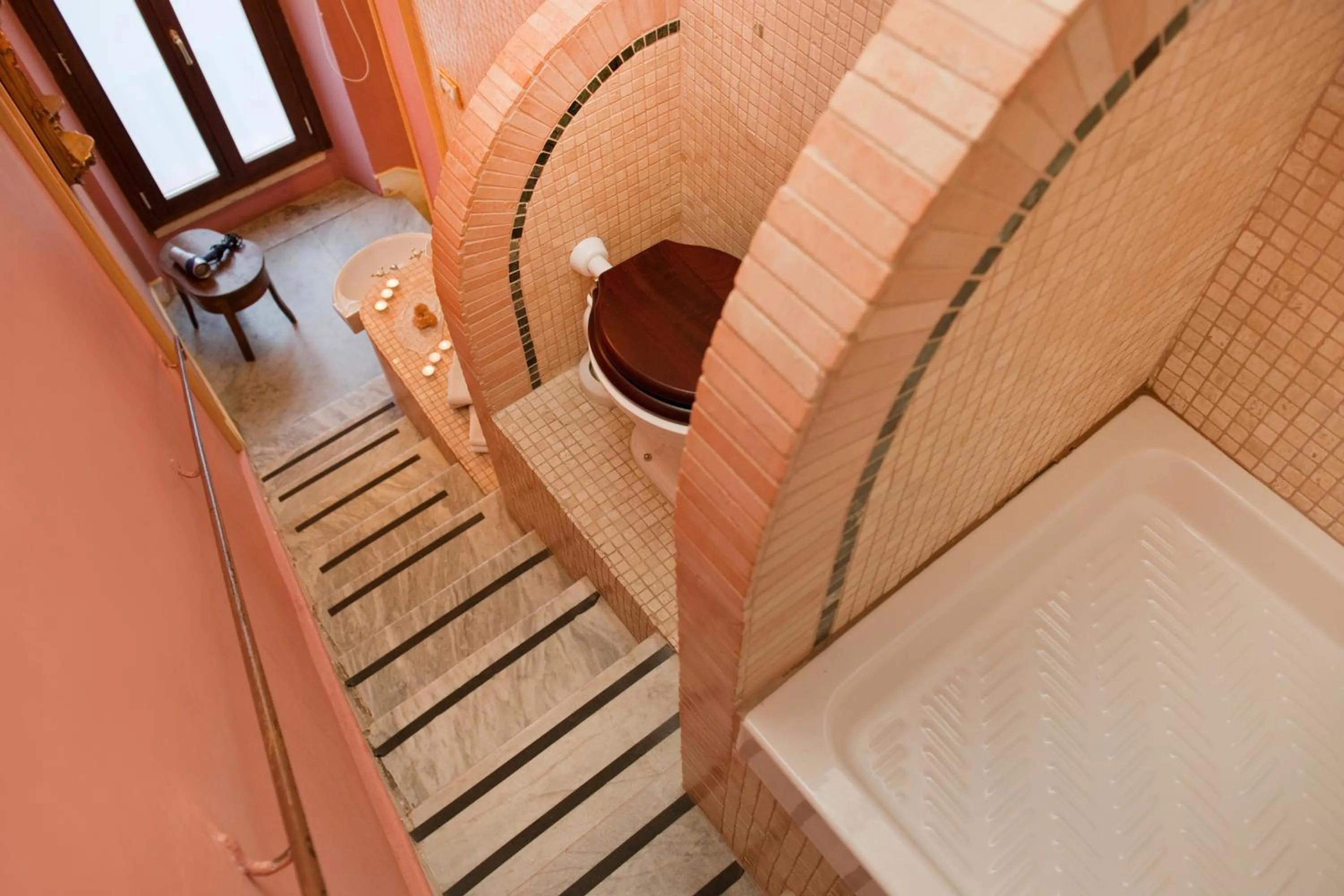 Bathroom in Palazzo Maggiore