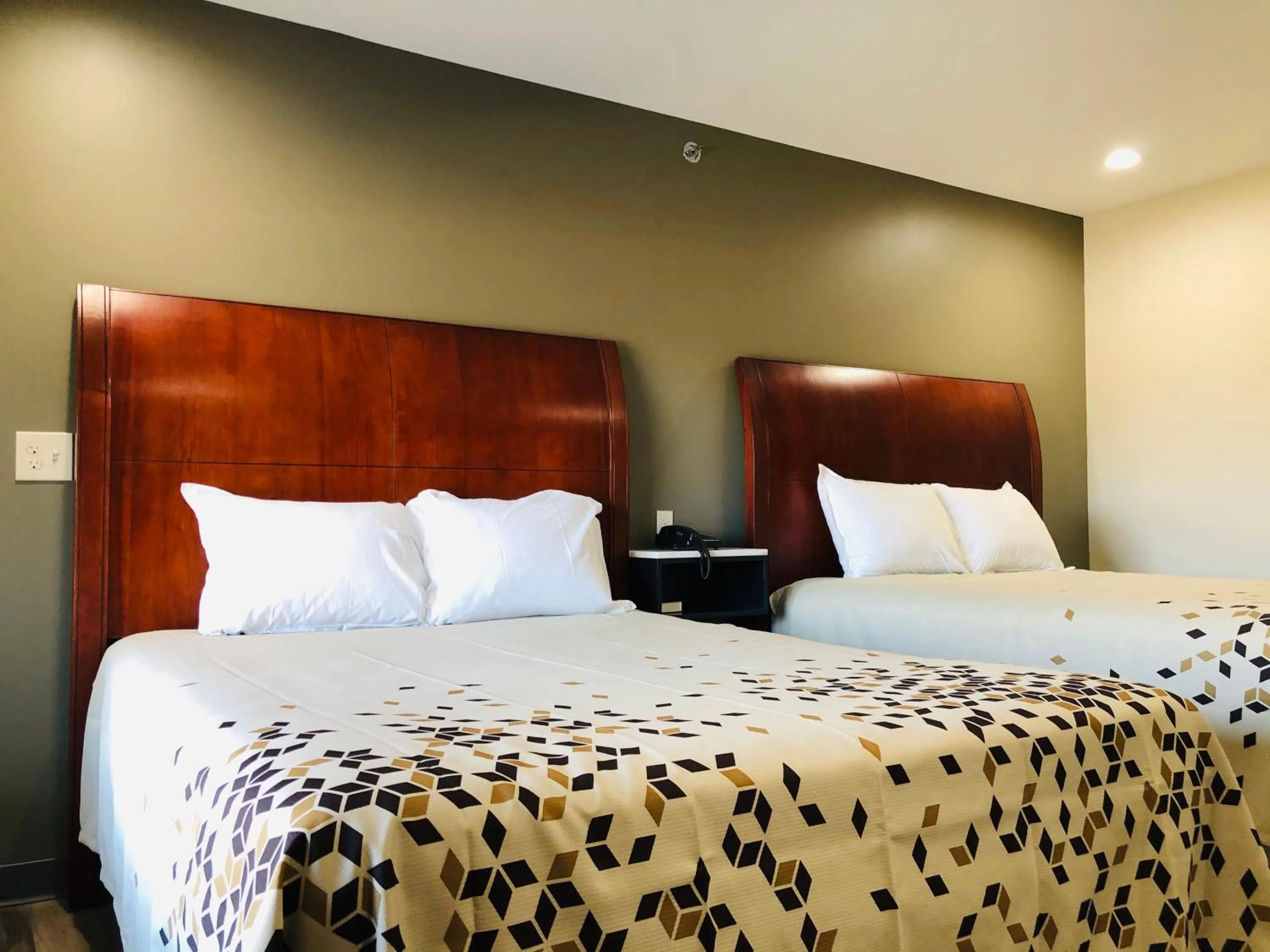 Bed in BEL AIR MOTEL