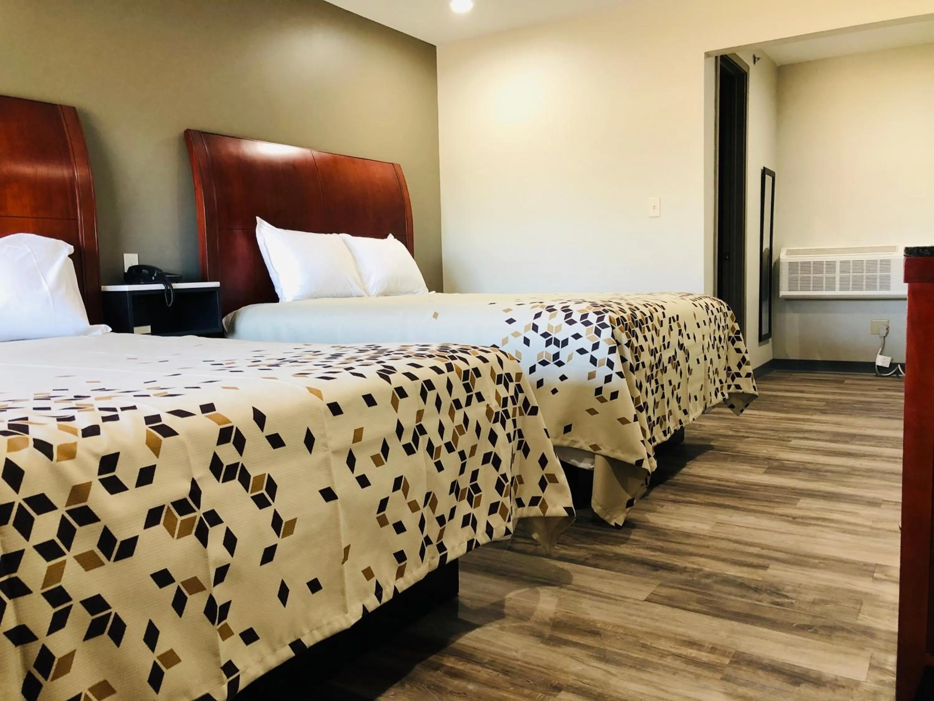 Bed in BEL AIR MOTEL