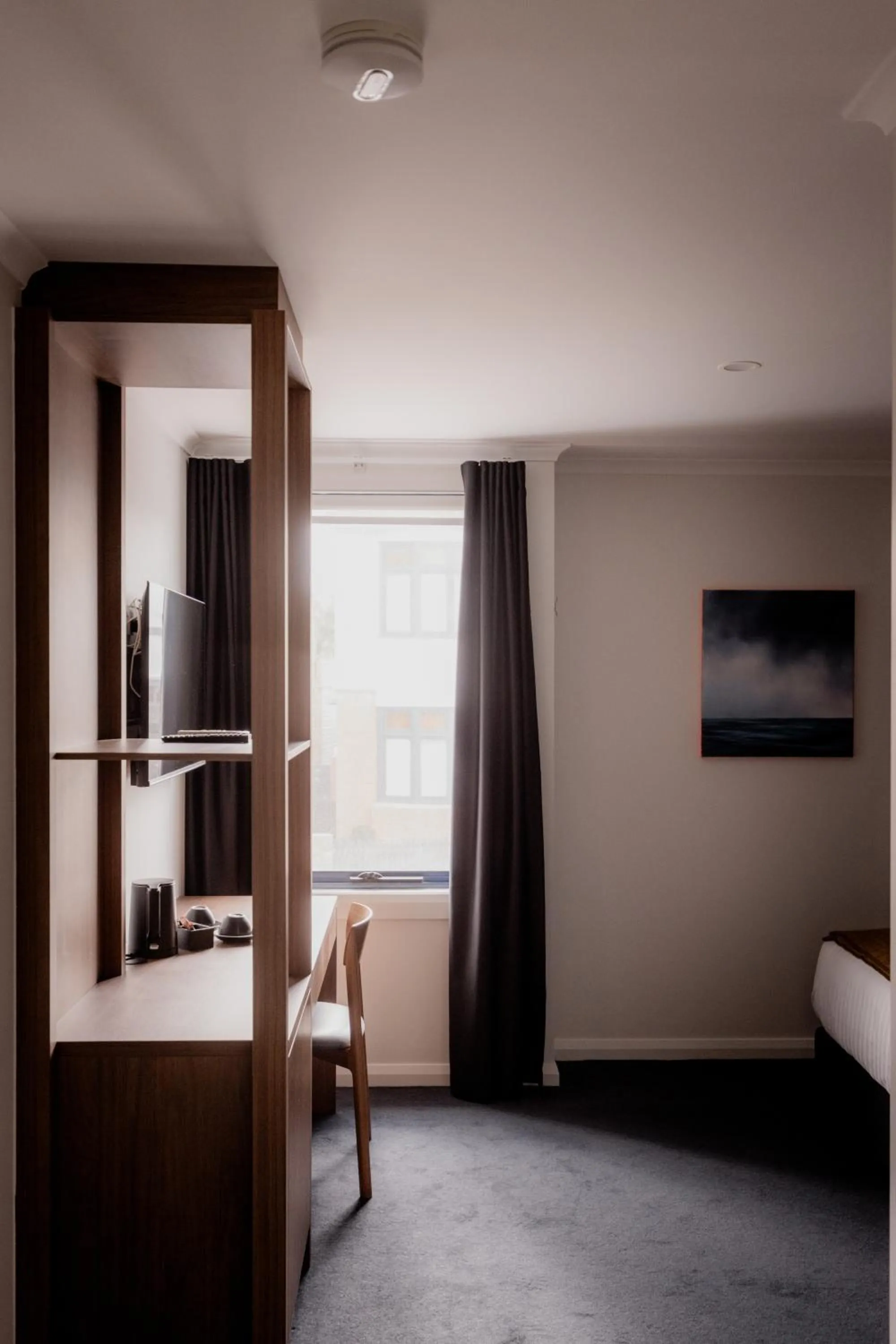 Bed in Shipwrights Arms Hotel