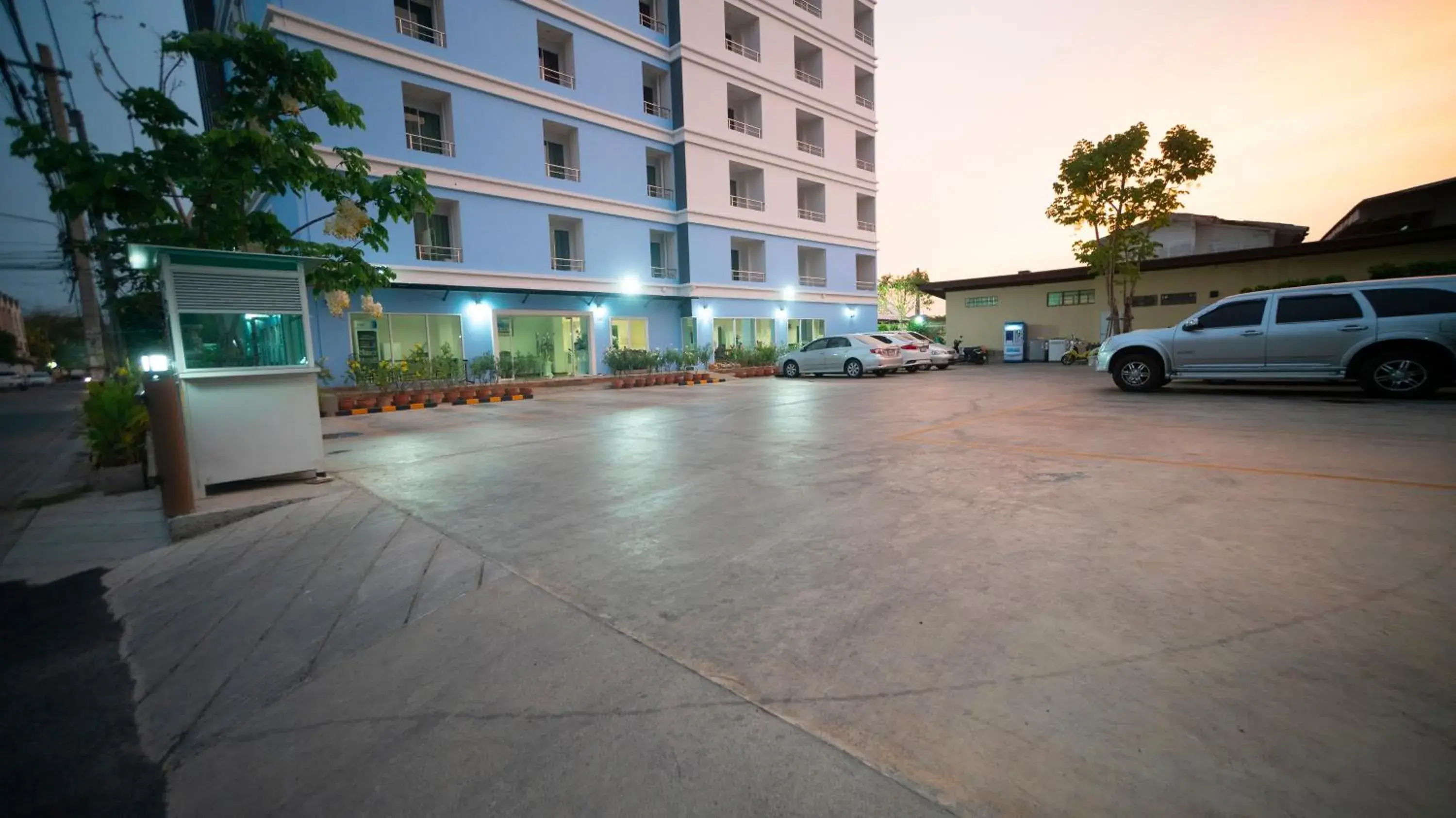 Property building in The Willing Hotel and Residence Property building in The Willing Hotel and Residence