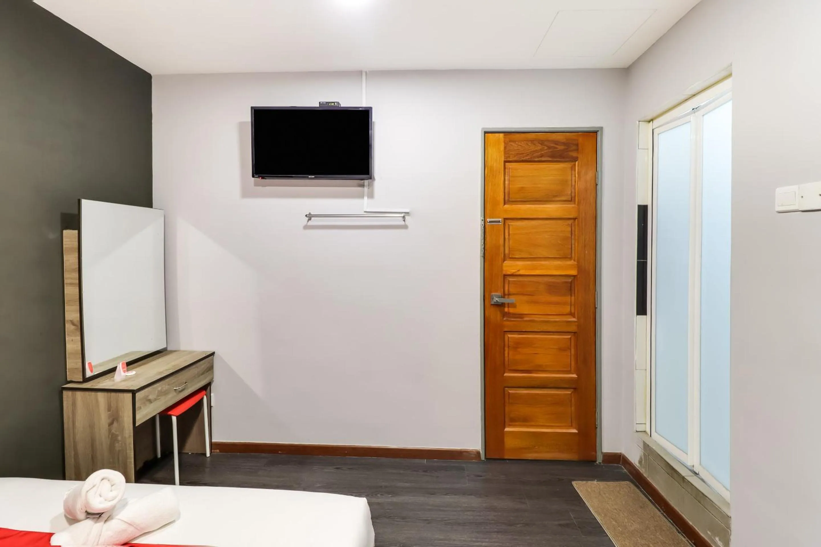 Bedroom in OYO 89381 Moonnight Hotel