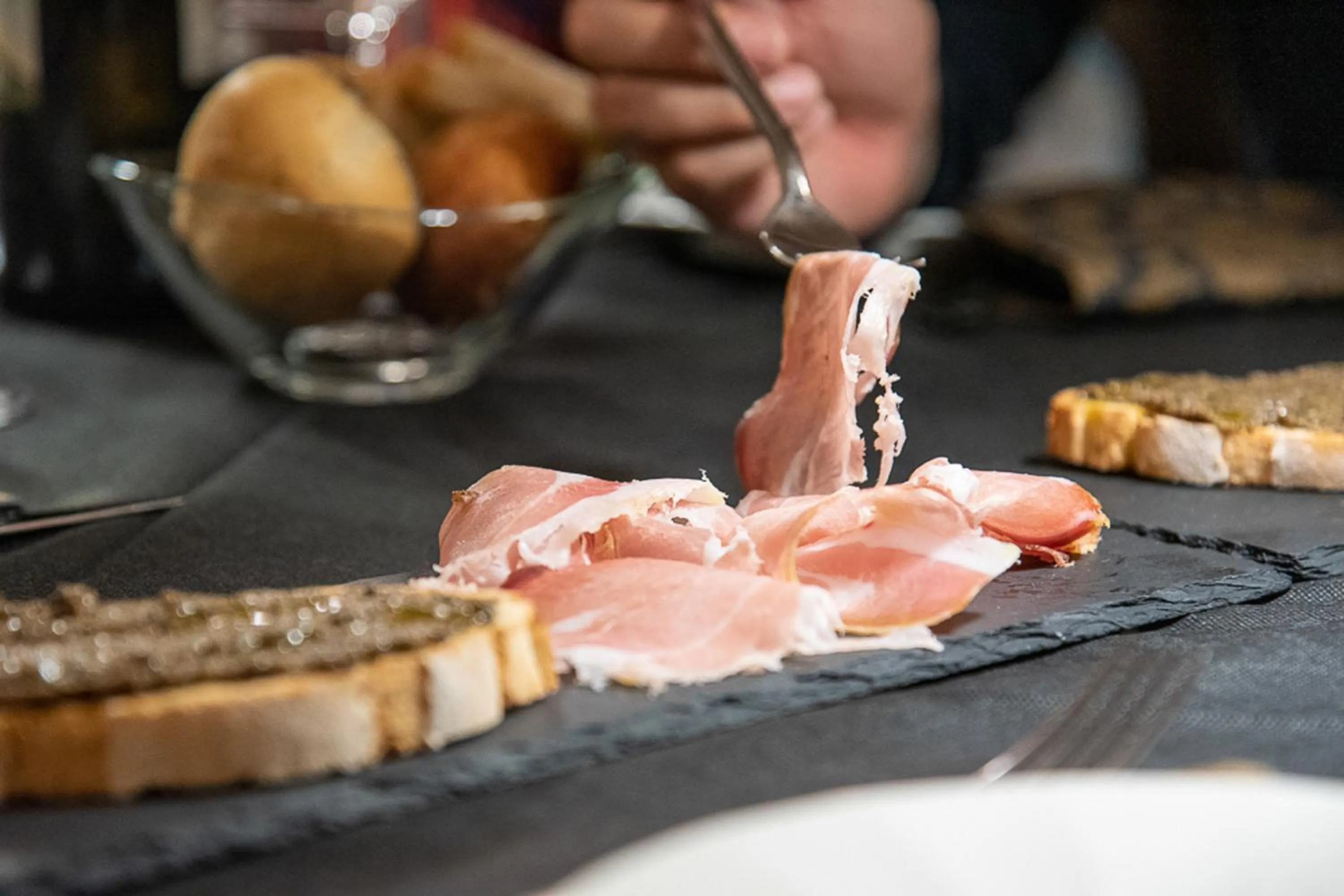 Restaurant/places to eat in Relais Borgo Campello