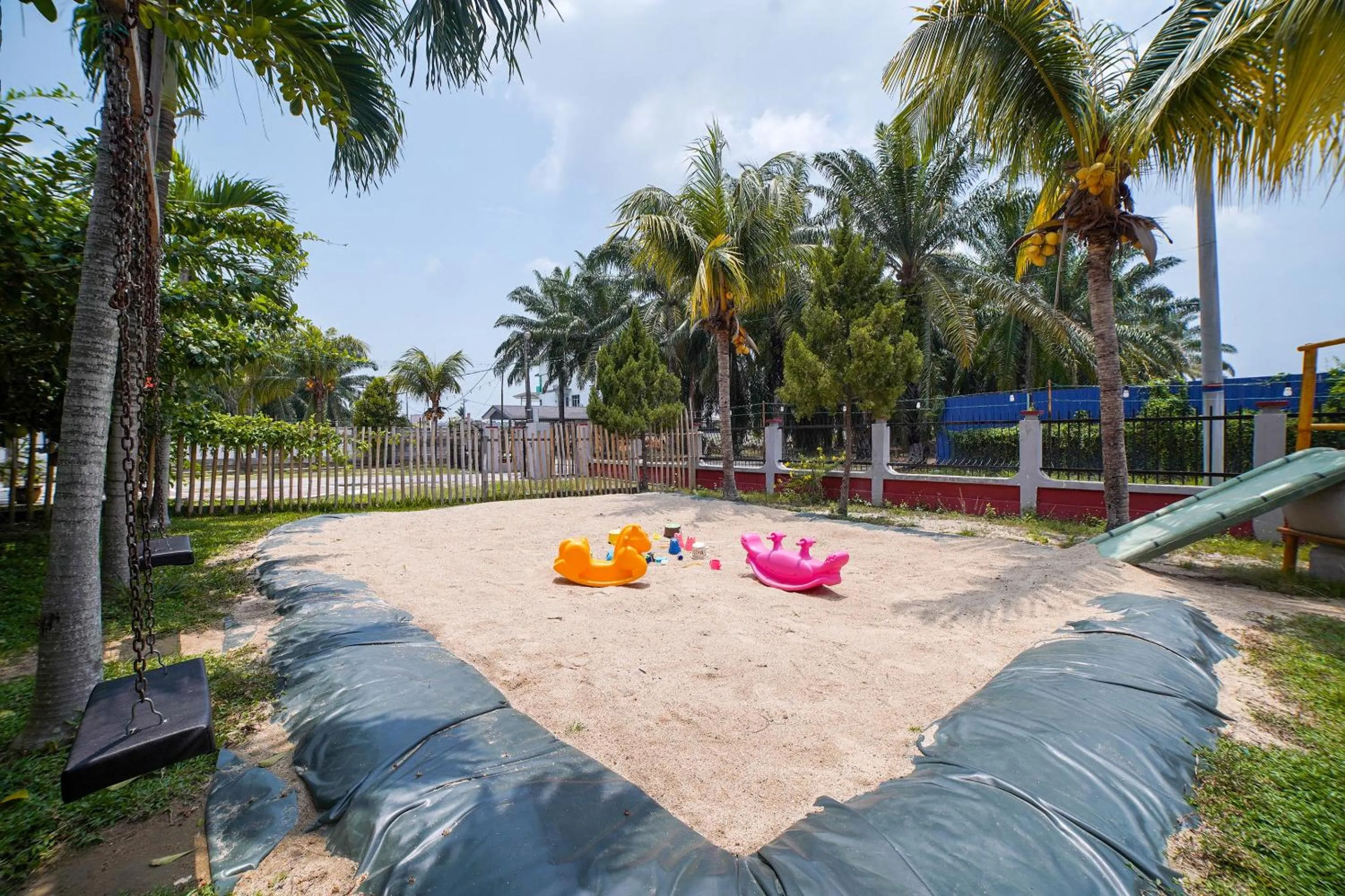 Other in Capital O 89374 Ohana Restaurant & Homestay