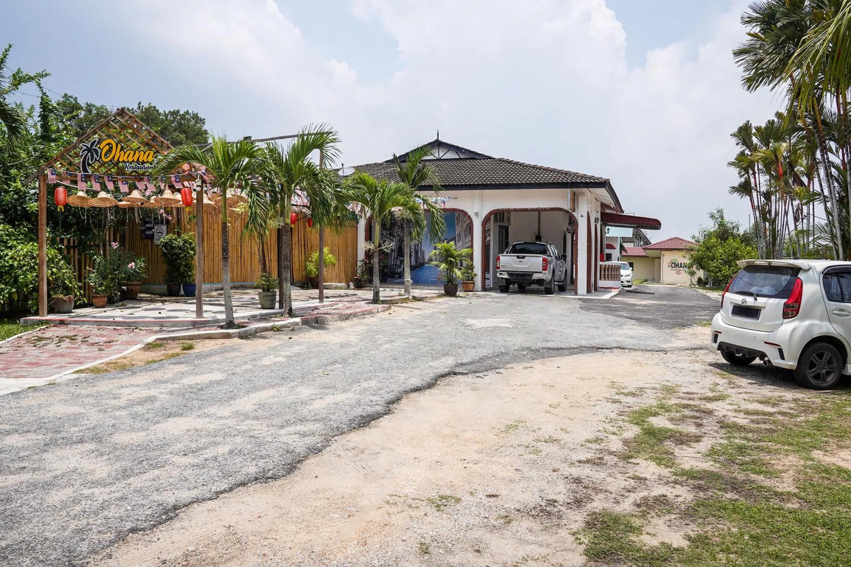 On site, Property Building in Capital O 89374 Ohana Restaurant & Homestay