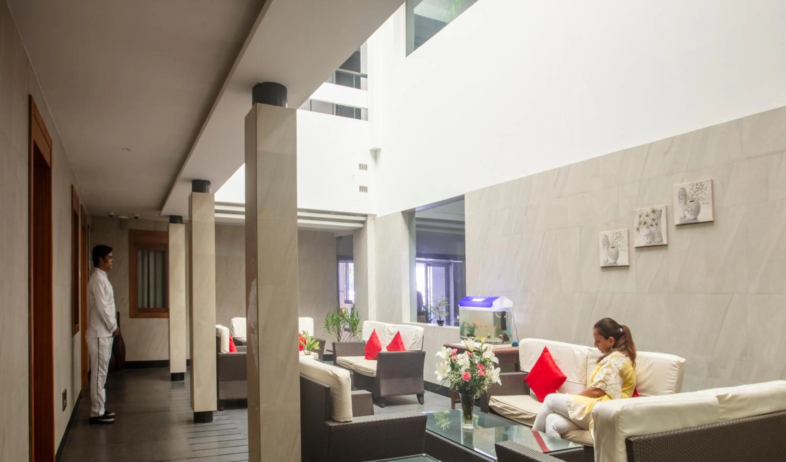 Seating area in Hotel Yatrik