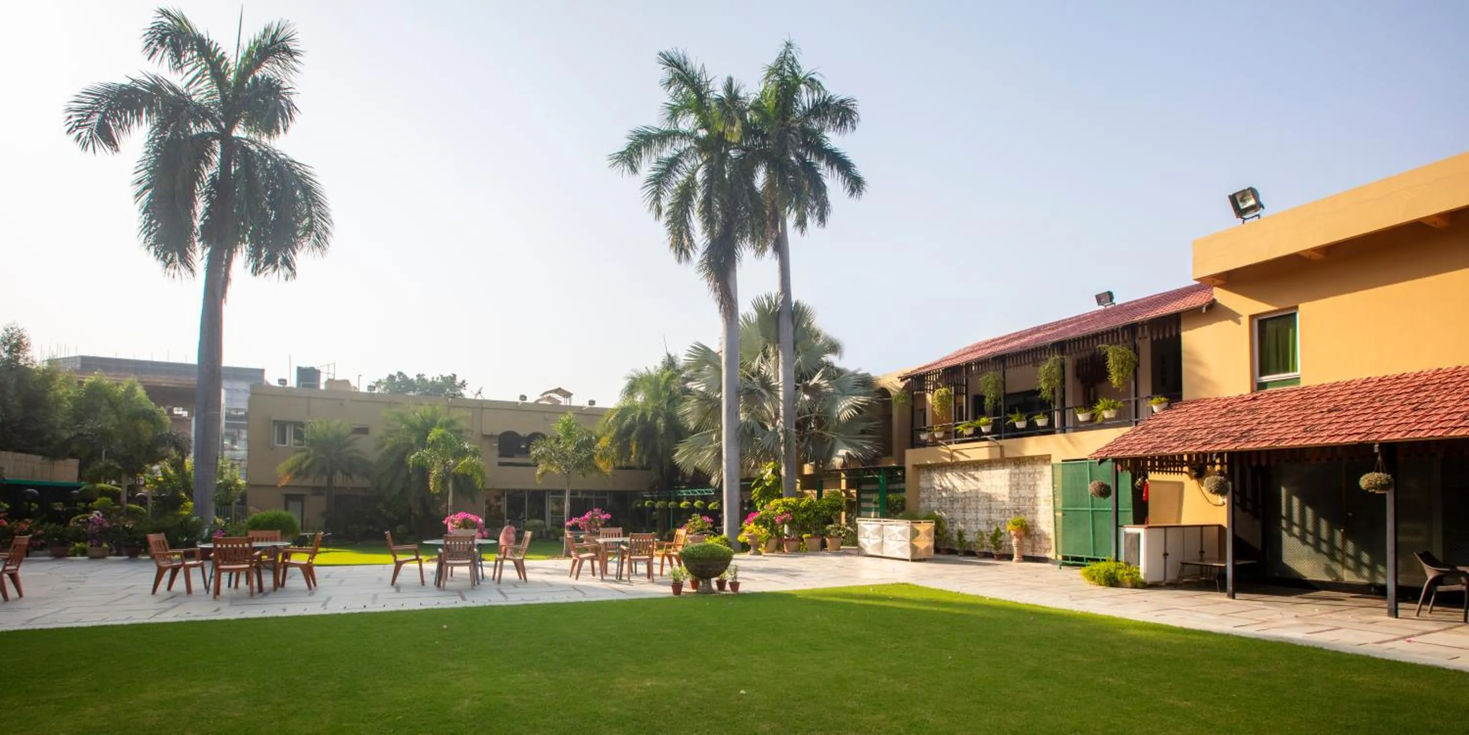 Garden view in Hotel Yatrik