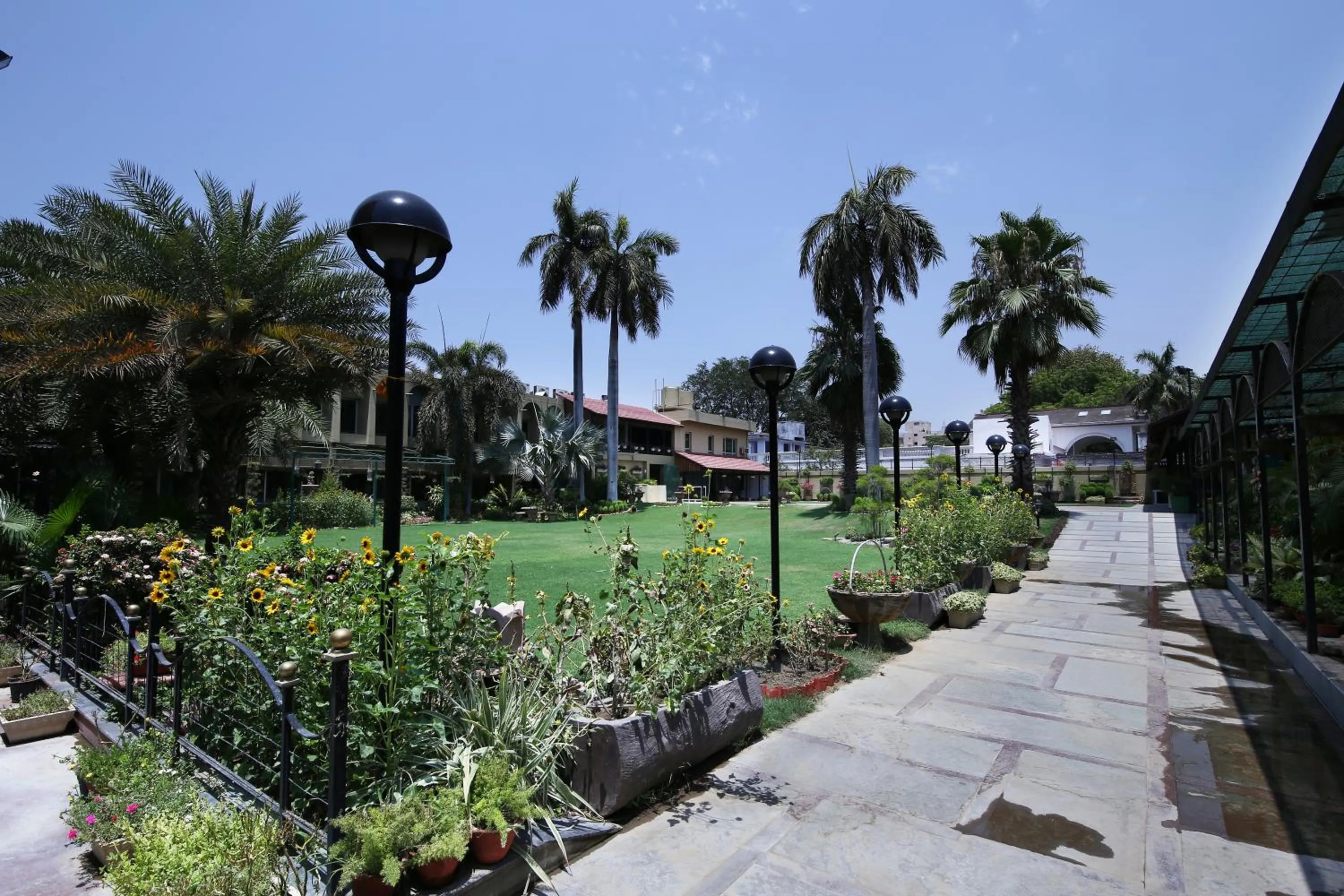 Garden in Hotel Yatrik