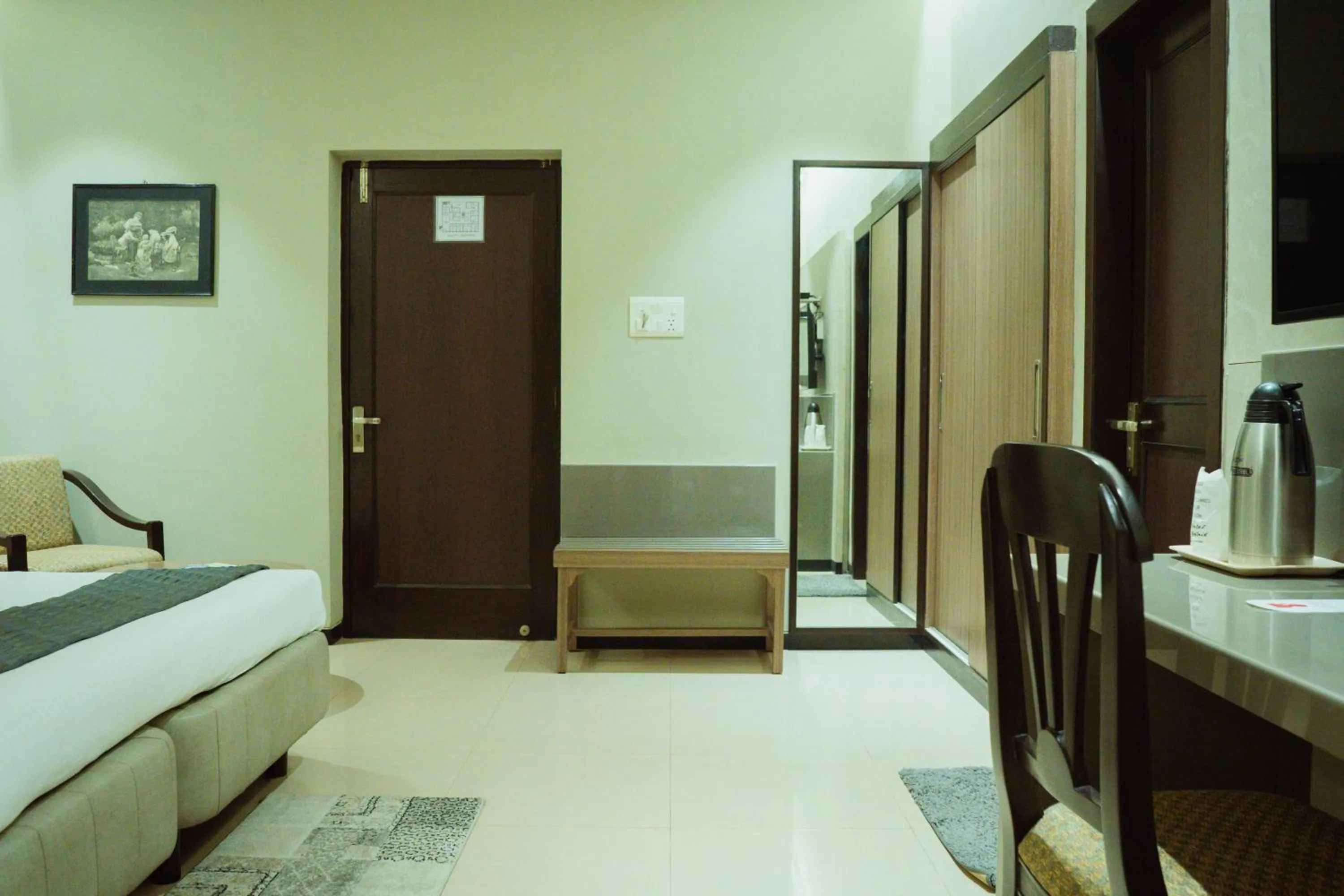 Photo of the whole room, Bed in Hotel Yatrik