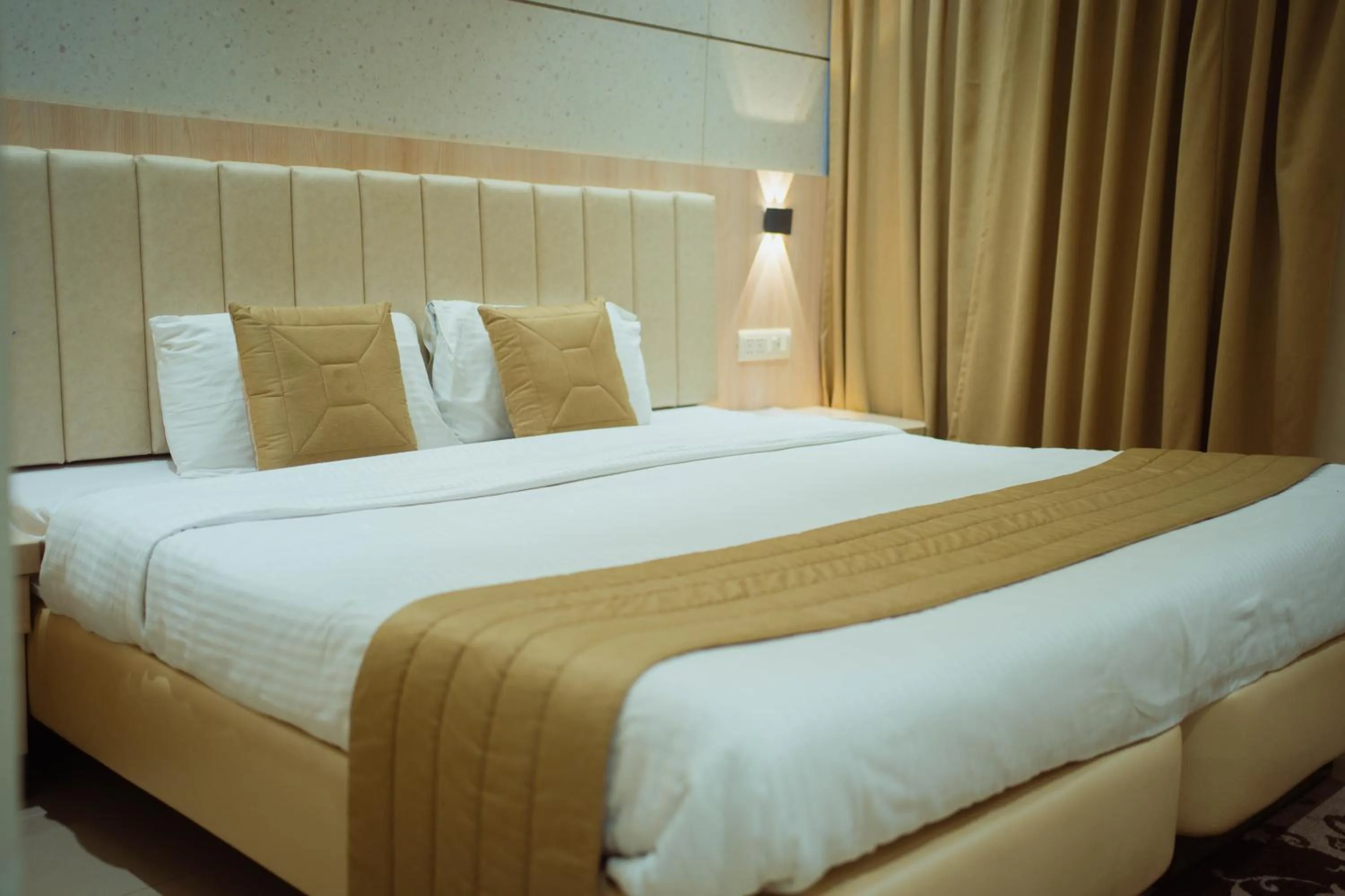 Photo of the whole room, Bed in Hotel Yatrik