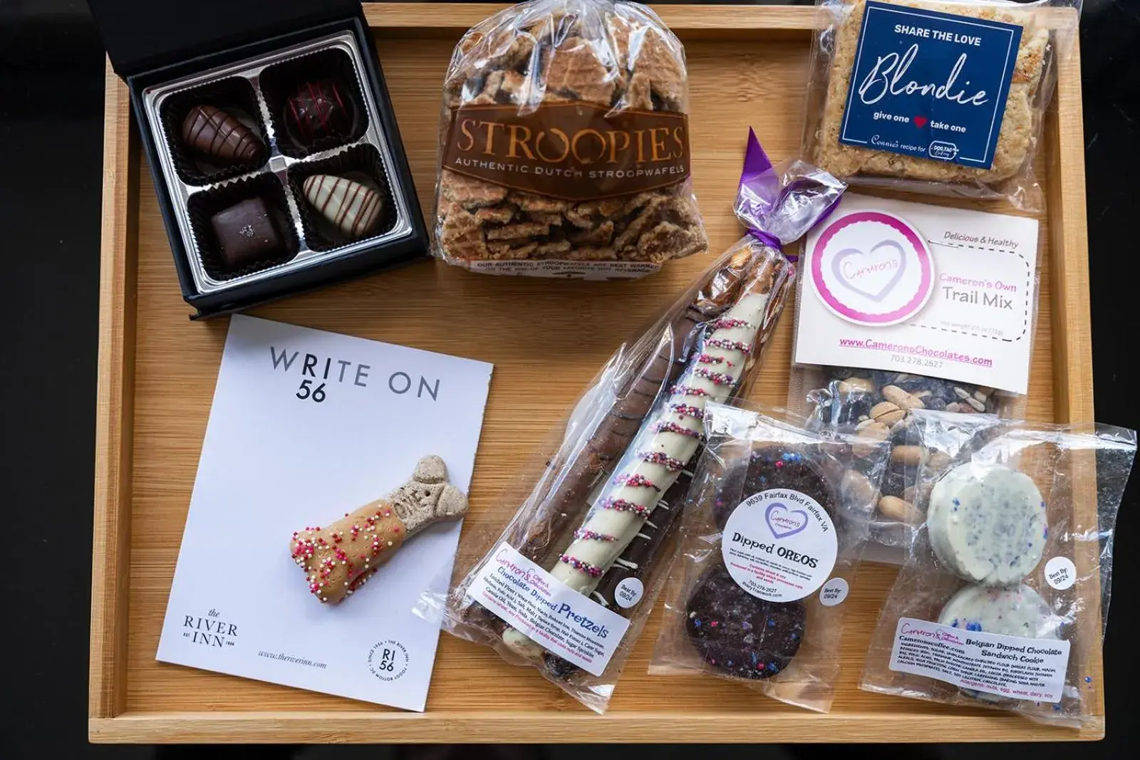 Food and drinks in The River Inn Food and drinks in The River Inn