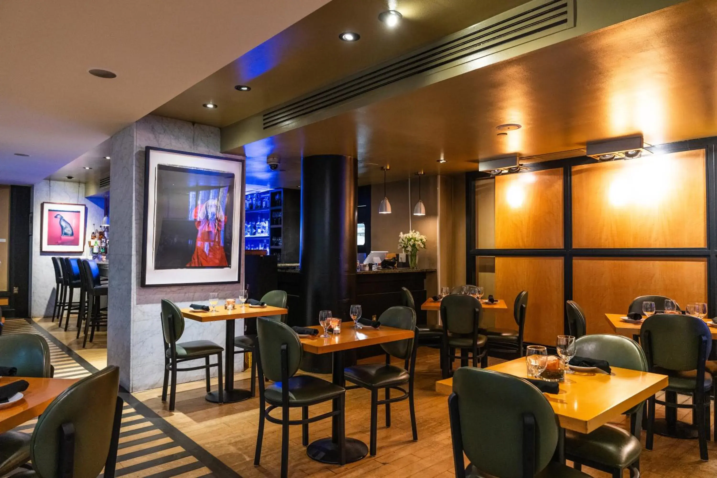 Restaurant/places to eat in The River Inn Restaurant/places to eat in The River Inn