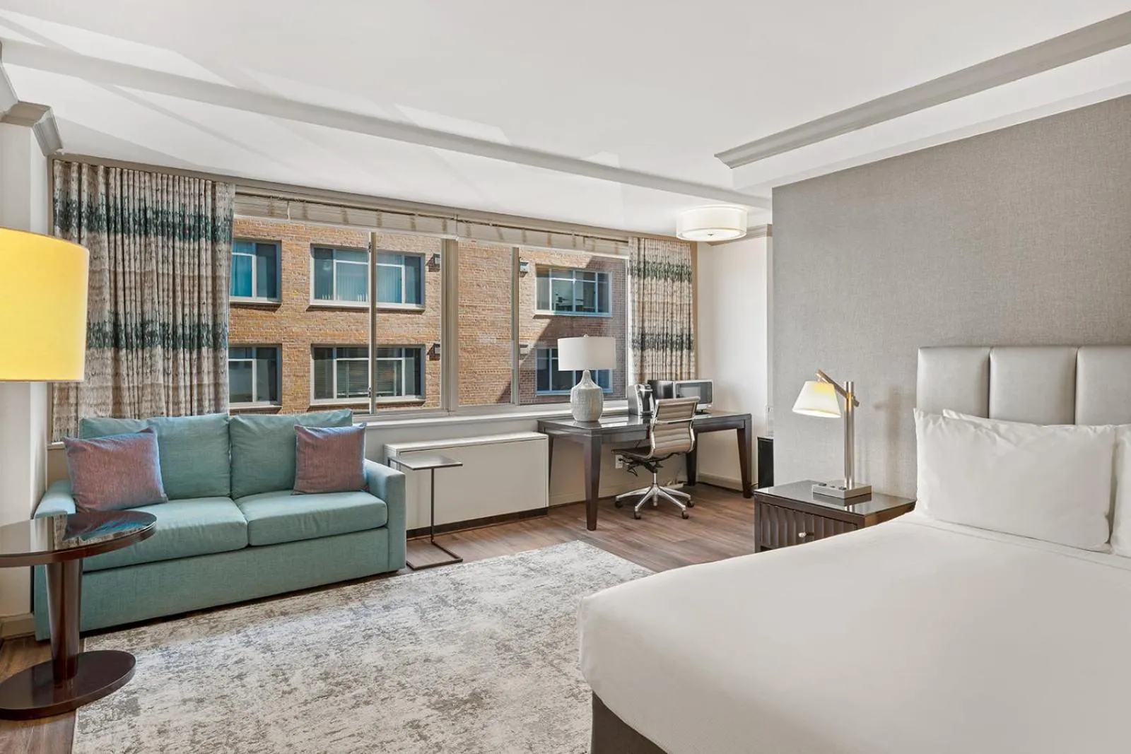 Bed in The River Inn