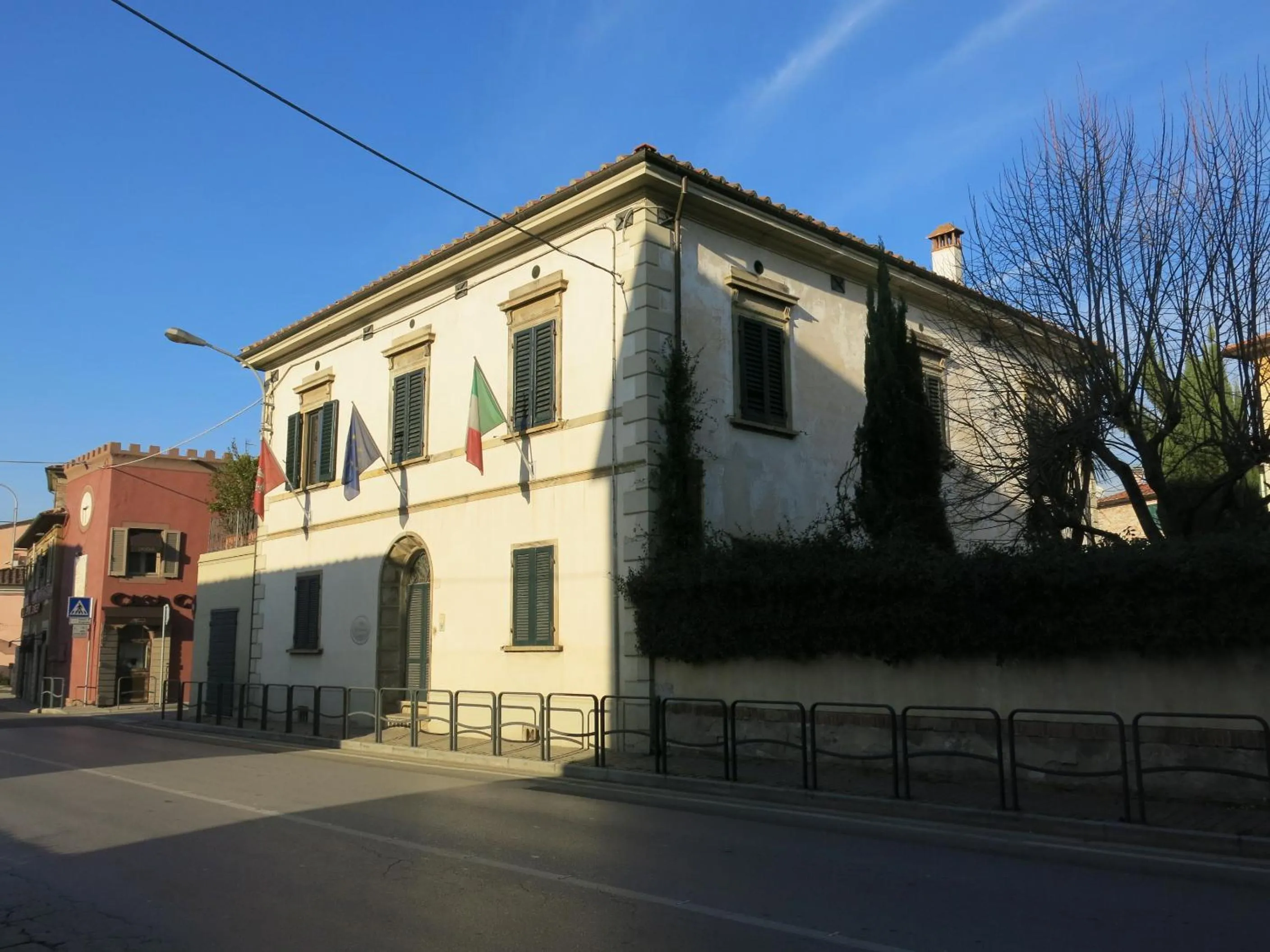 Property building in VillAmorosa