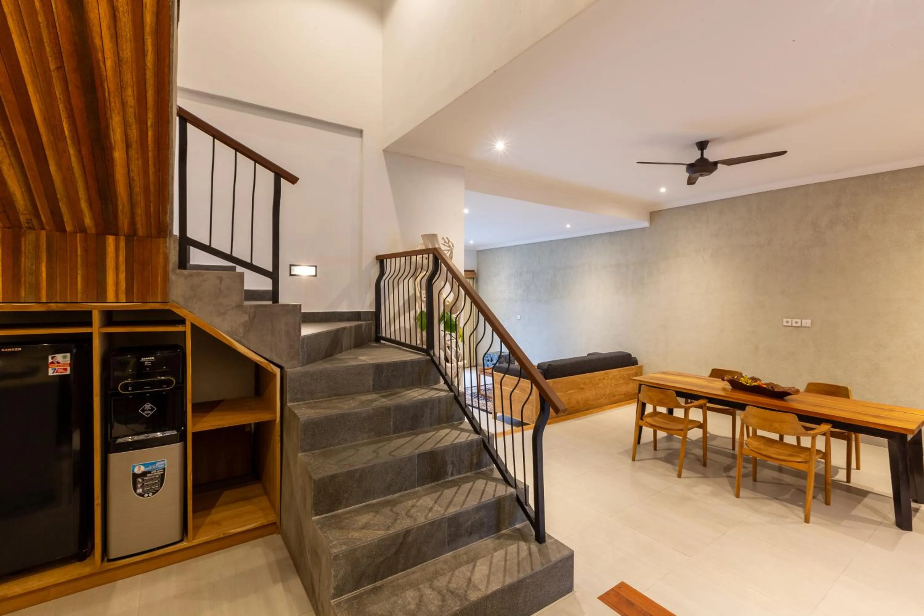 Dining area in Bije Boutique & Gallery