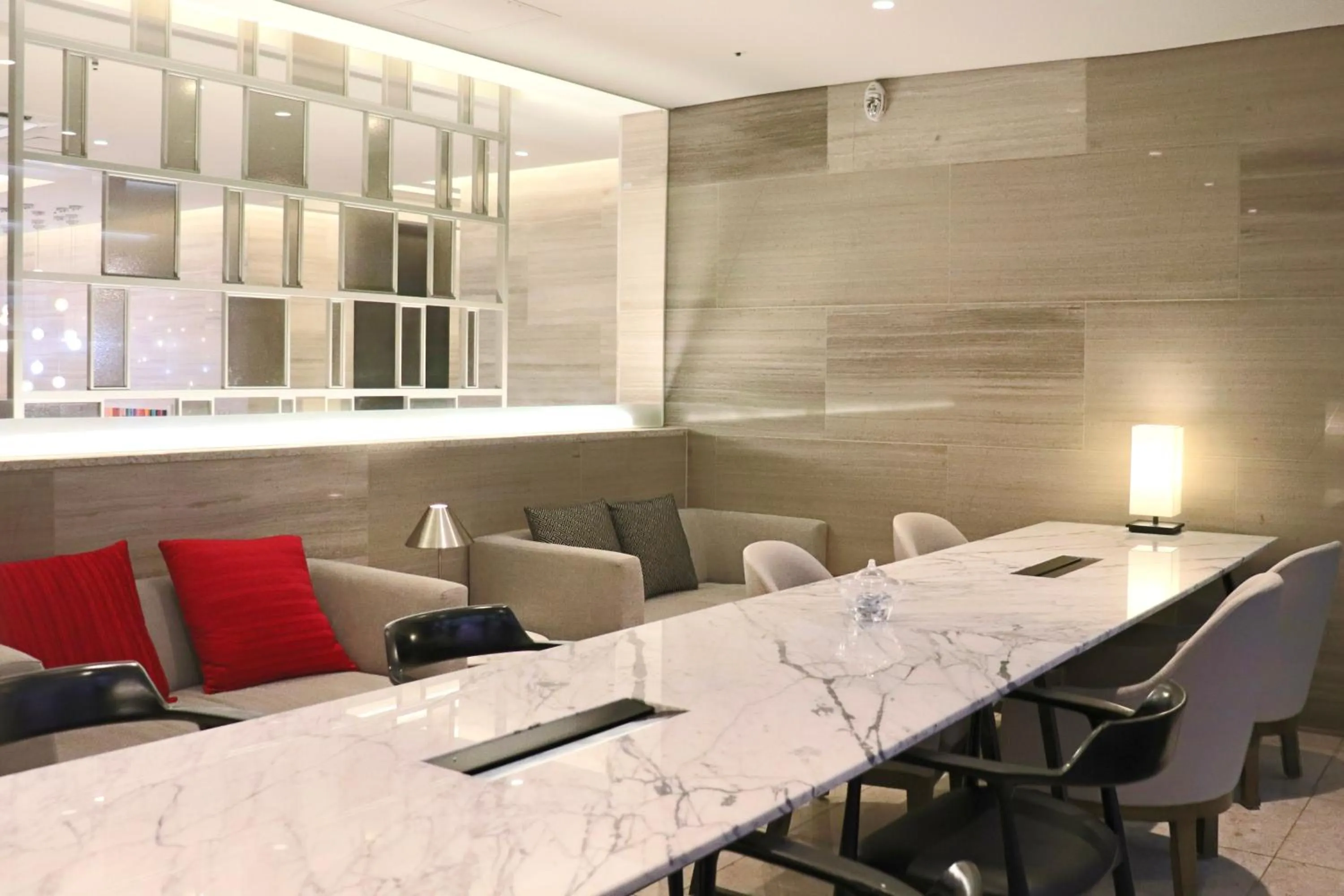 Business facilities in Ramada Encore by Wyndham Busan Station