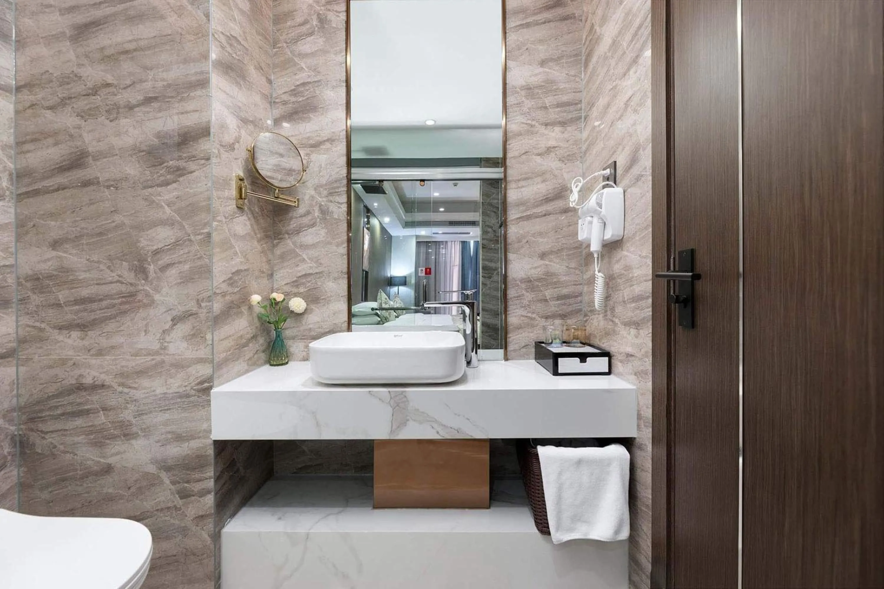 Bathroom in Ramada by Wyndham Zhangjiajie