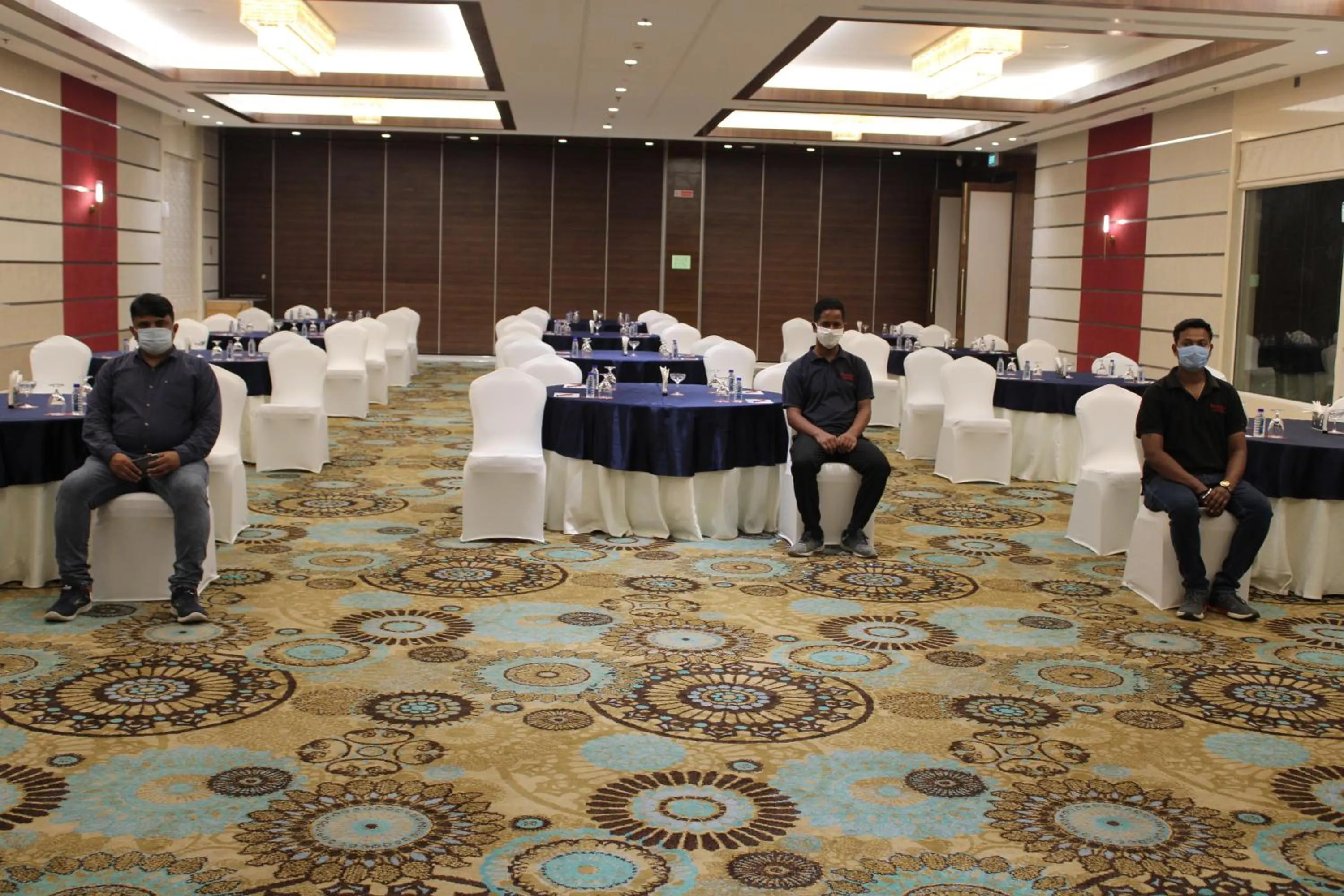 Business facilities in Ramada by Wyndham Gandhidham Shinay