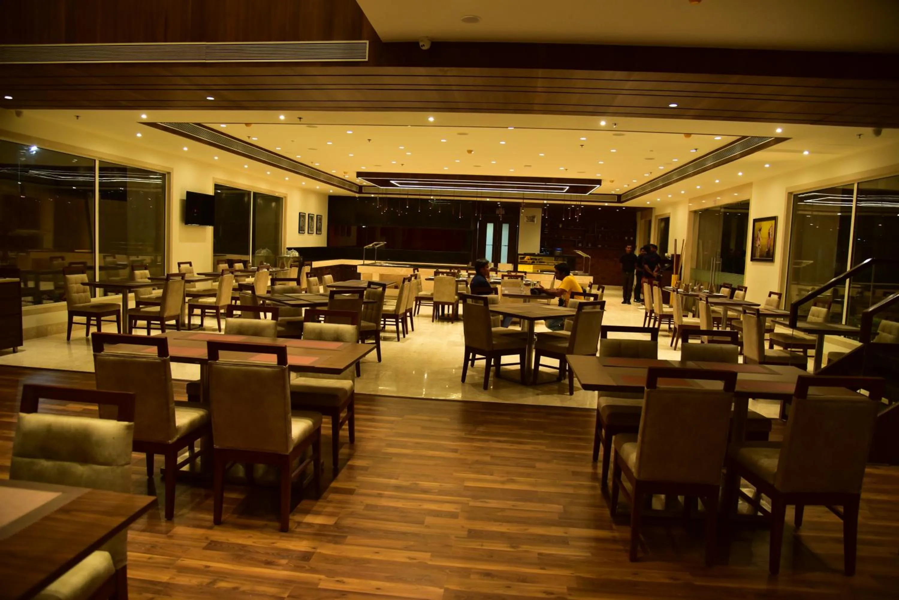 Restaurant/places to eat in Ramada by Wyndham Gandhidham Shinay