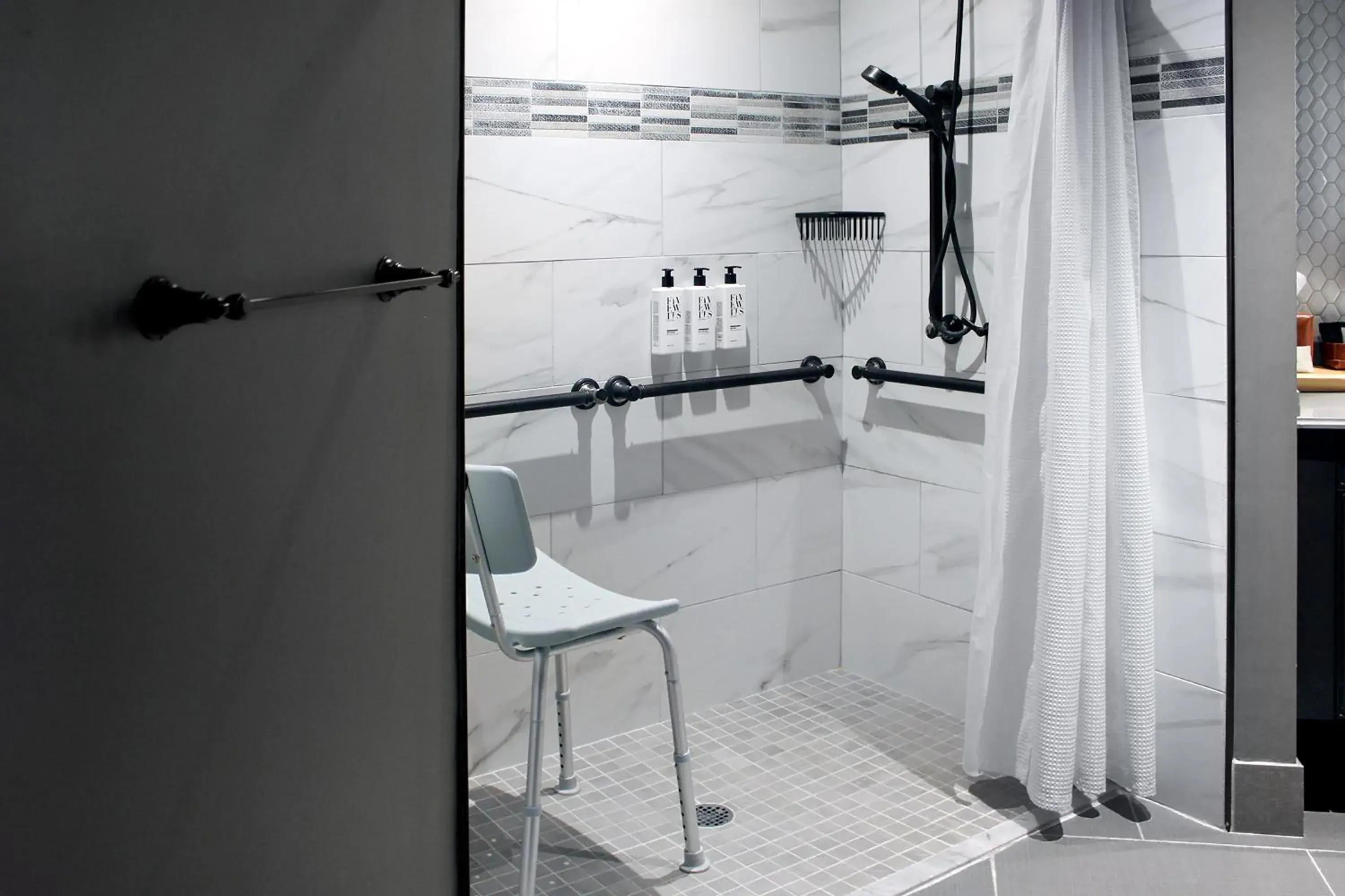 Standard King Room - Hearing Accessible in The Barfield, Autograph Collection Standard King Room - Hearing Accessible in The Barfield, Autograph Collection